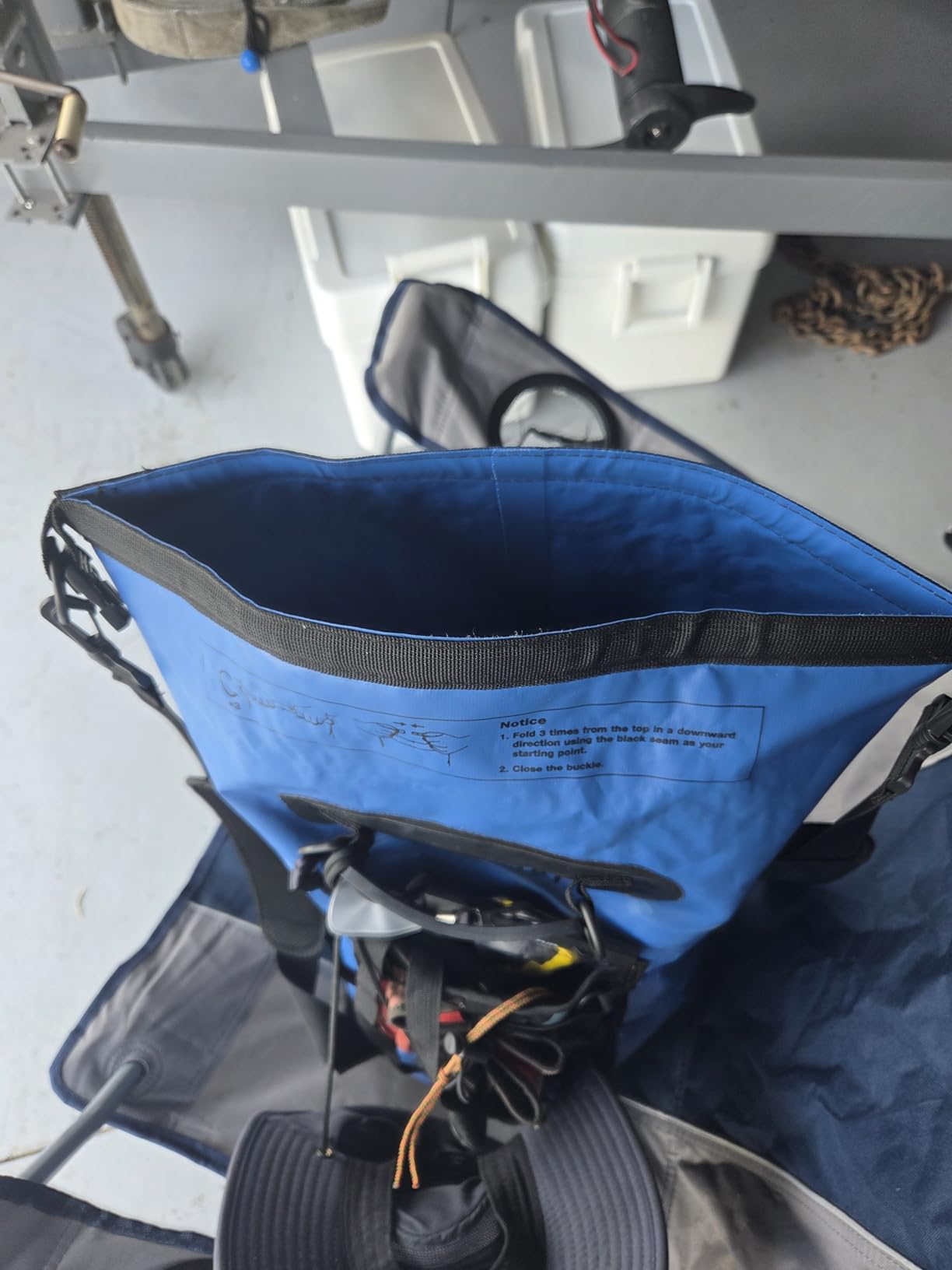 Piscifun Dry Bag, Waterproof Floating Backpack 10L/20L/30L/40L customer photo 1