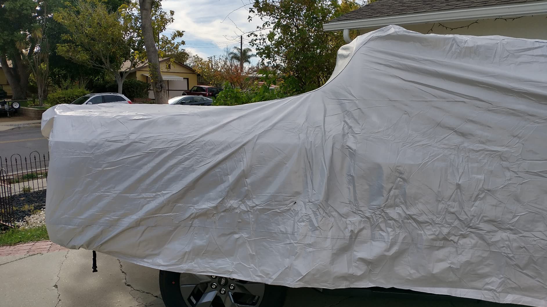 SEAZEN Car Cover with Zipper, 2 Layer Full Car Covers Waterproof/UV Protection/Snowproof/Dustproof, Universal Car Cover (Fit Sedan-Length Up to 200