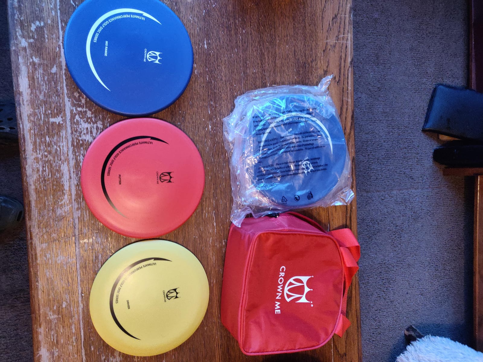 CROWN ME Disc Golf Set with 6 Discs and Starter Disc Golf Bag customer photo 2