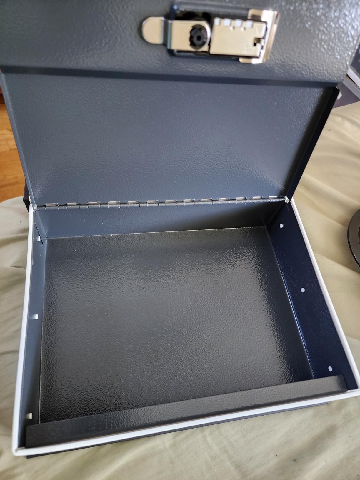 KYODOLED Diversion Book Safe with Combination Lock, Secret Safe Metal Lock Box, Money Storage Collection Box, 9.5