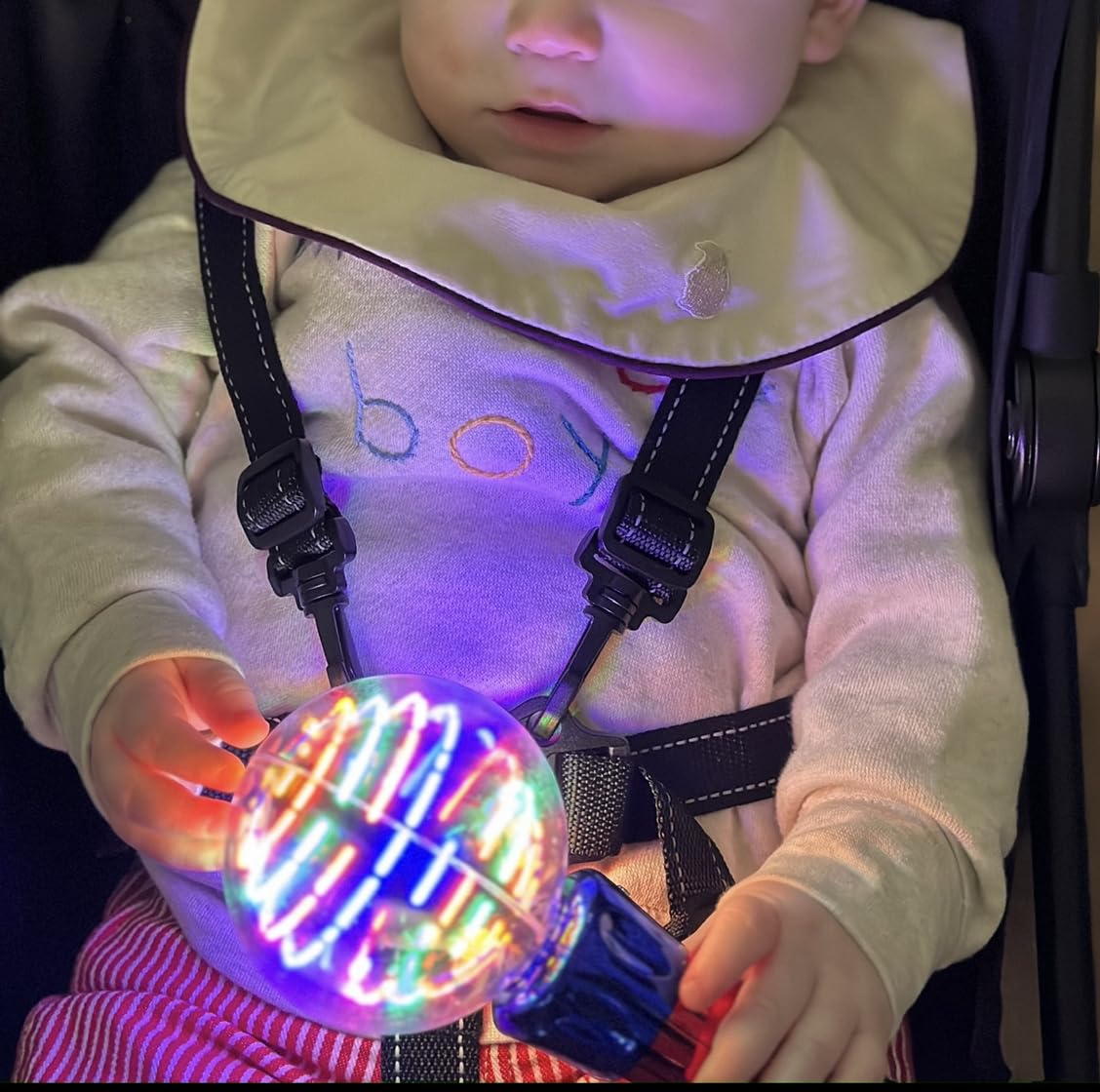 ArtCreativity Spinning Light Up Toy Magic Ball, Autism Sensory Kids Gift customer photo 1