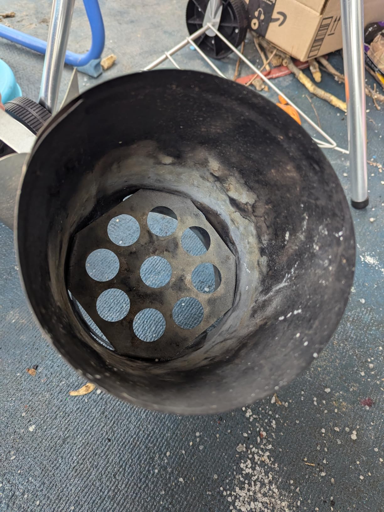 Kingsford Heavy Duty Charcoal Chimney Starter, Large Capacity customer photo 2
