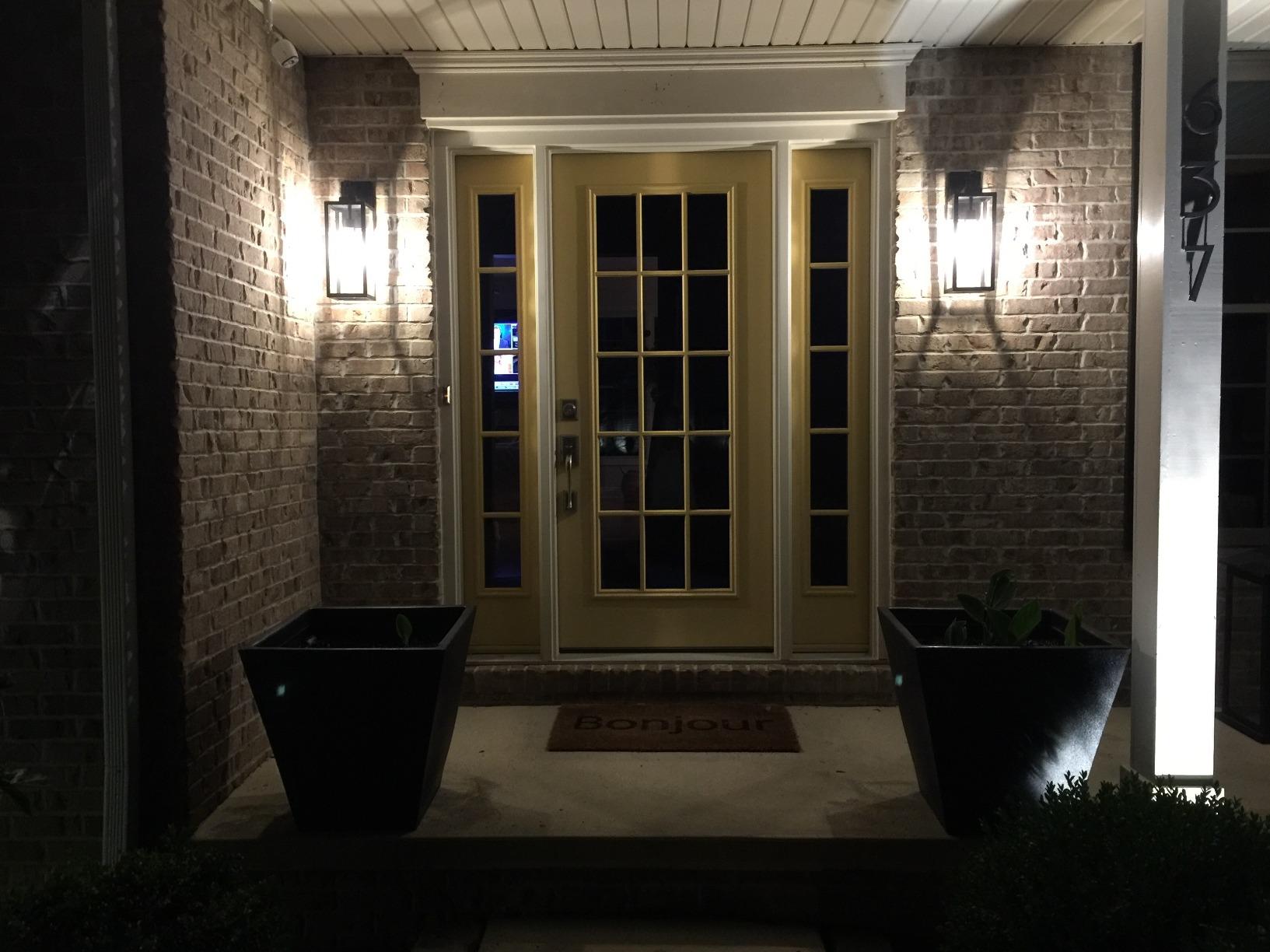 hykolity 16 Inch Dusk to Dawn Black Waterproof Outdoor Wall Light for Patio customer photo 2