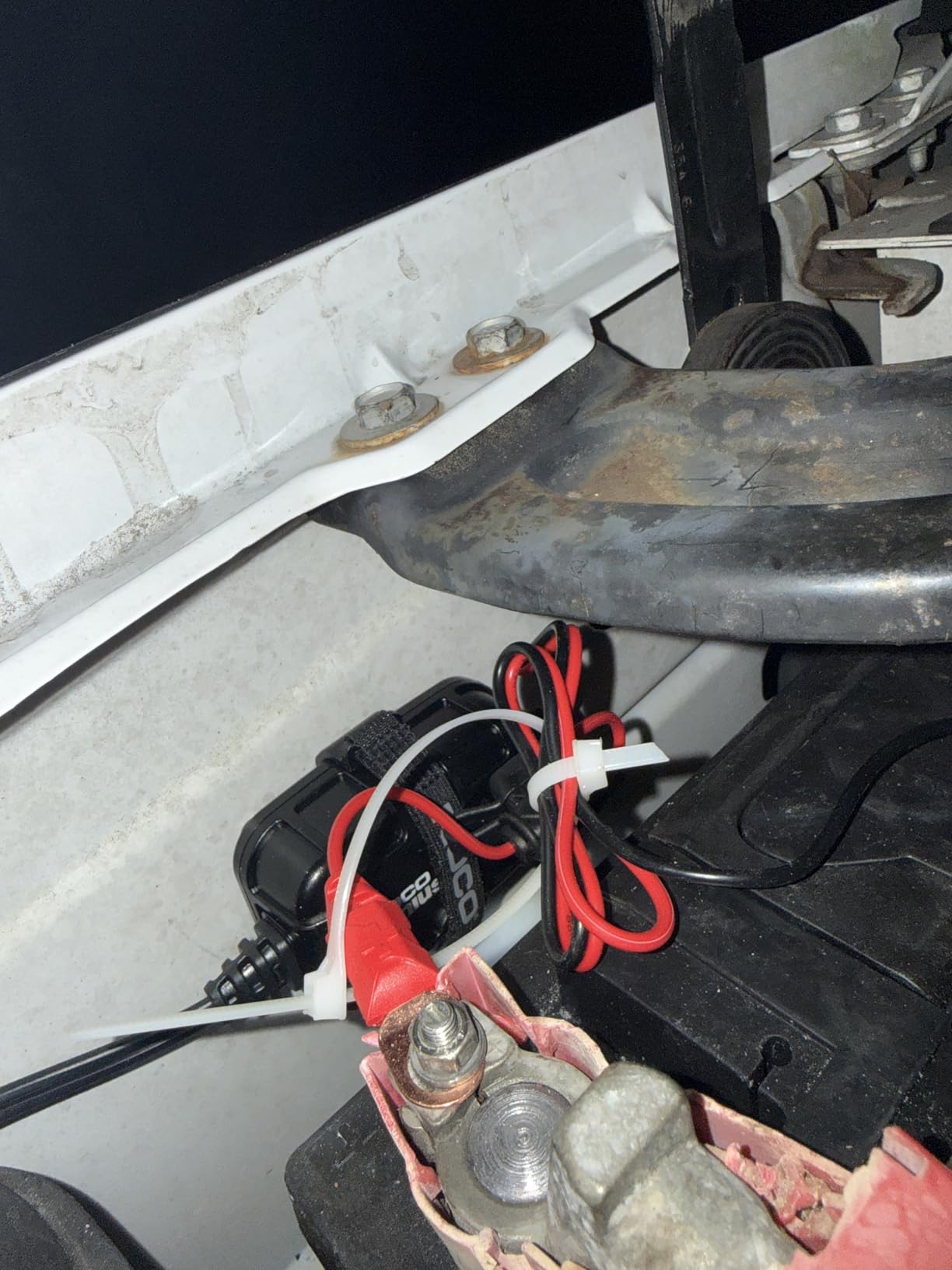 NOCO GENIUS2D 2A 12V Onboard Battery Charger, Trickle Charger & Maintainer customer photo 2