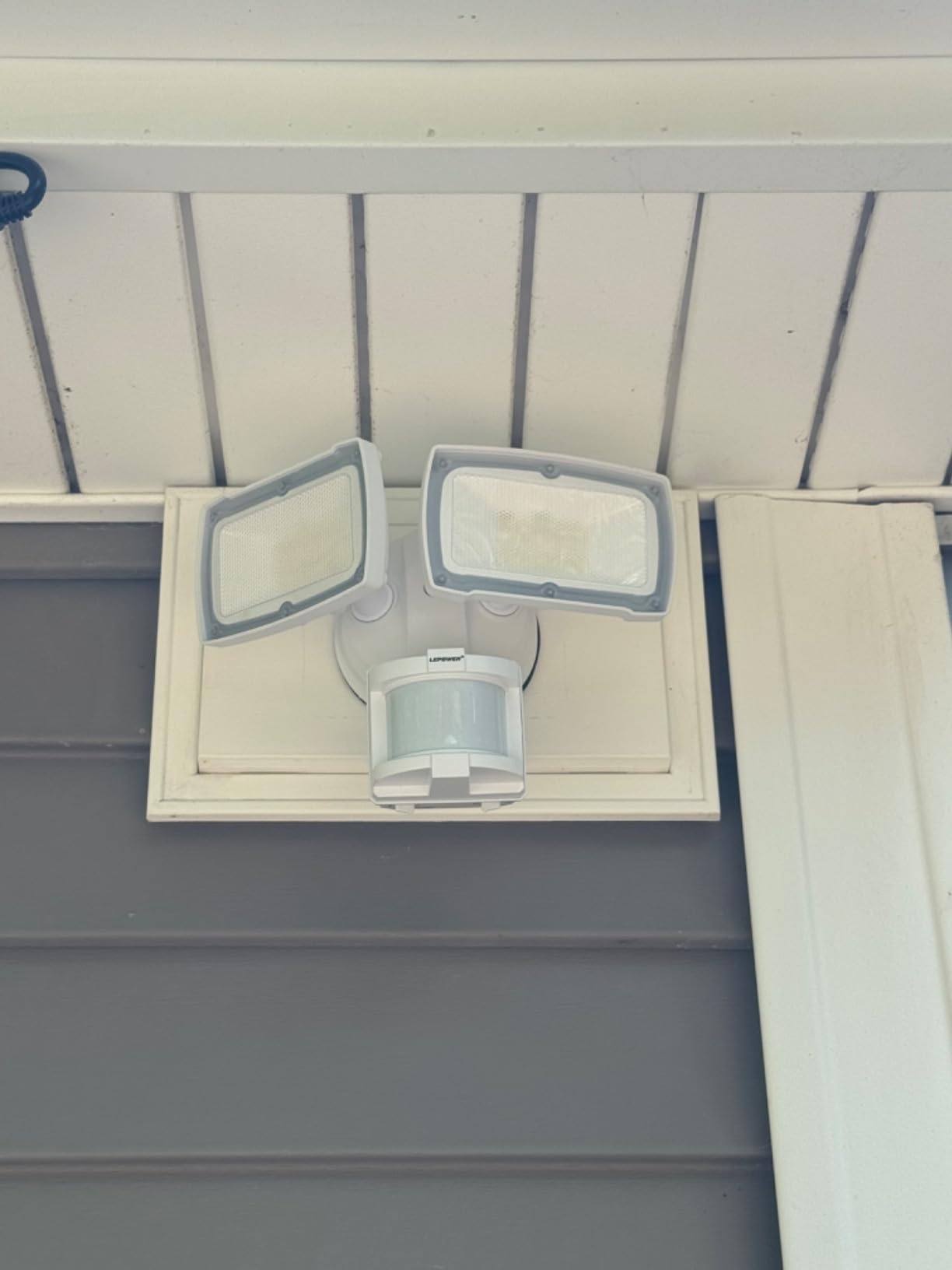 LEPOWER Hardwired LED Security Lights Motion Sensor Outdoor, 40W 4000LM customer photo 2