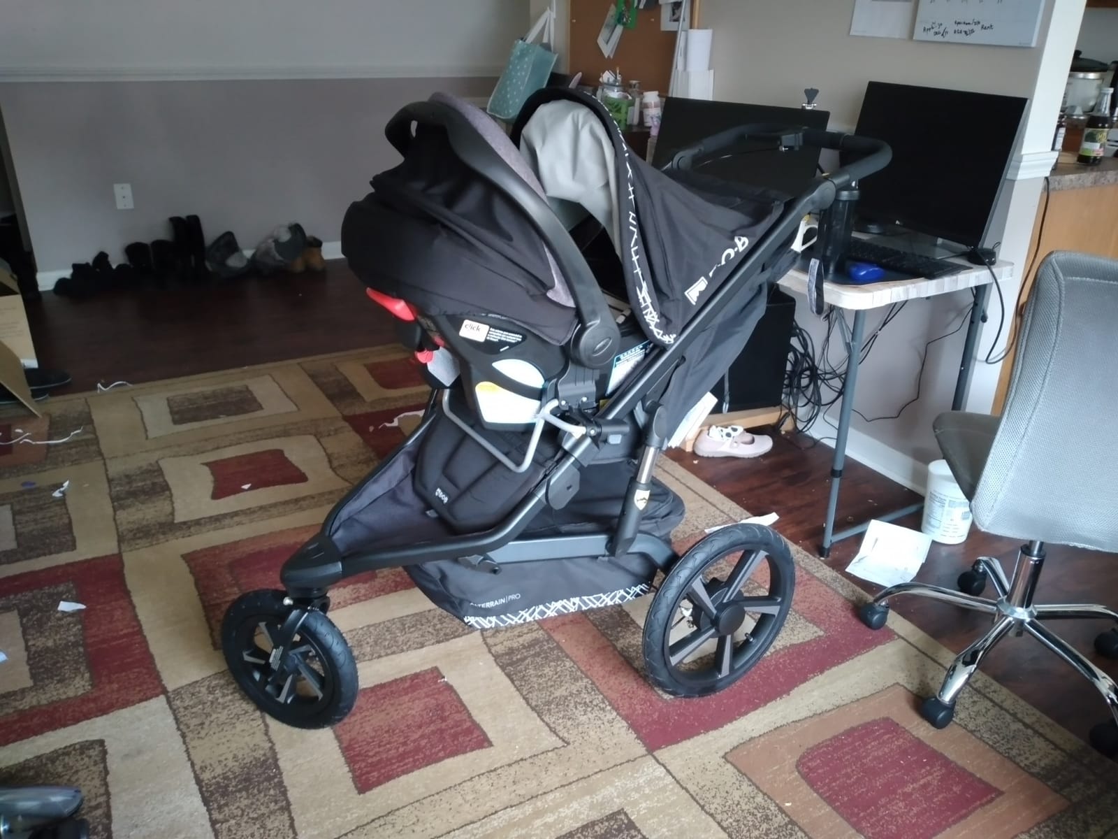BOB Gear Alterrain Pro Jogging Stroller — Black customer photo 2