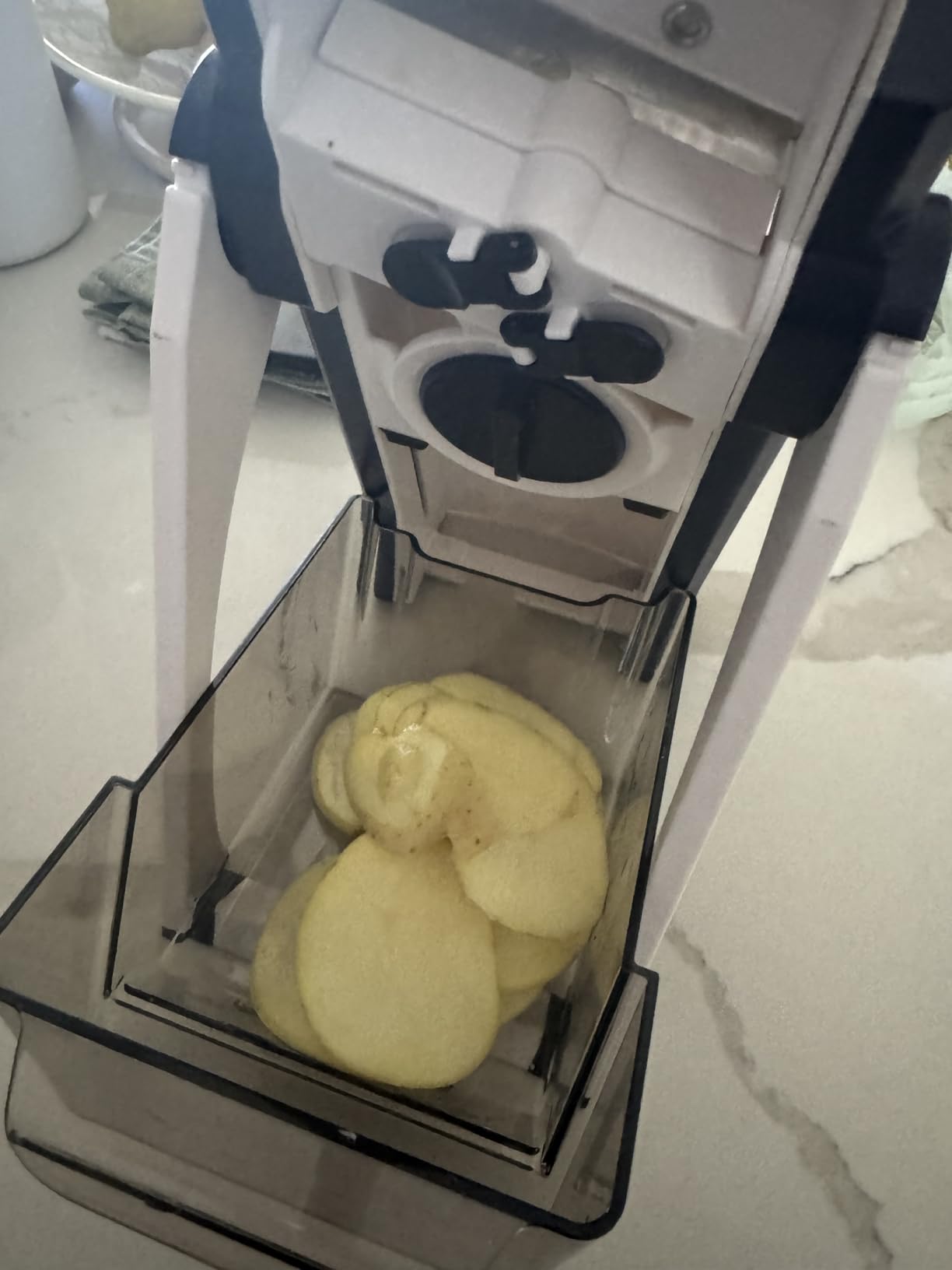 Dash Safe Slice® Mandoline - Compact, Foldable Food Slicer - Slice, Dice, Julienne & More - Perfect for Quick Food Prep - Recipe Guide Included - Cool Grey customer photo 1