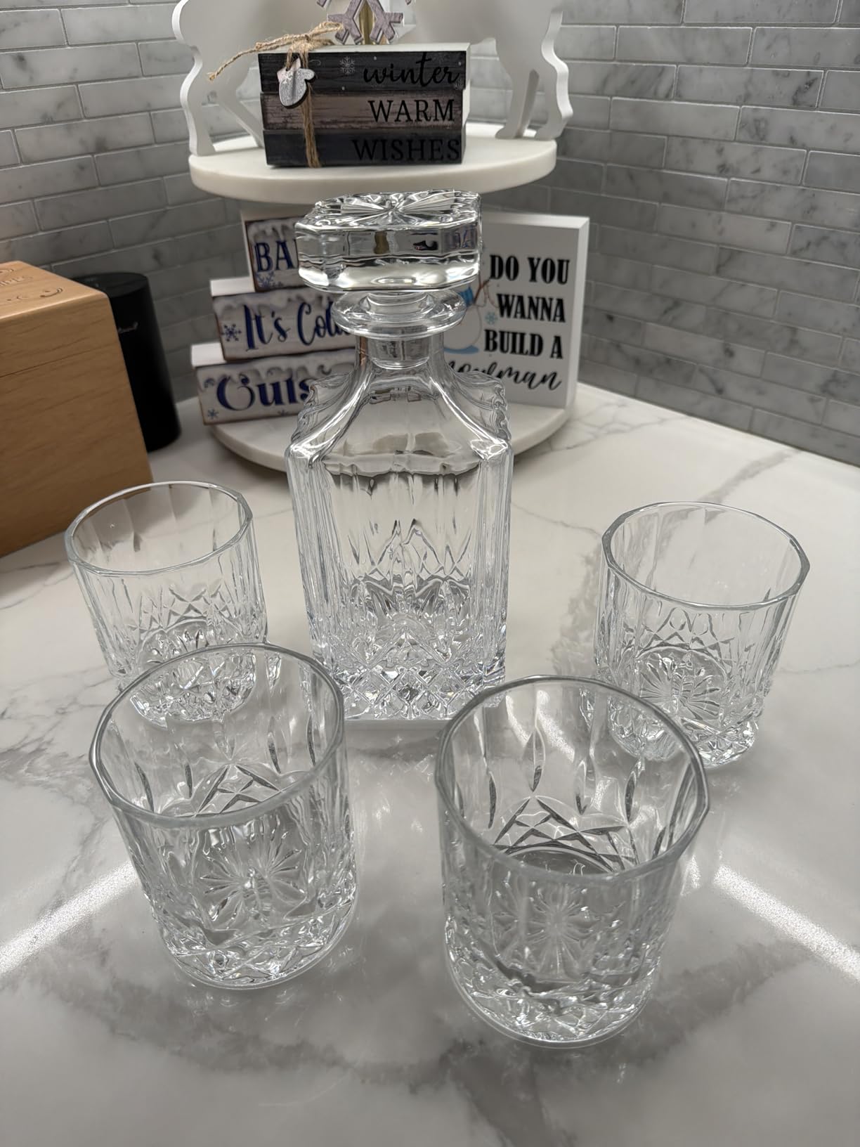 LIGHTEN LIFE Whiskey Decanter Set for Men - Whiskey Decanter with 4 Whiskey Glasses in Gift Box customer photo 2