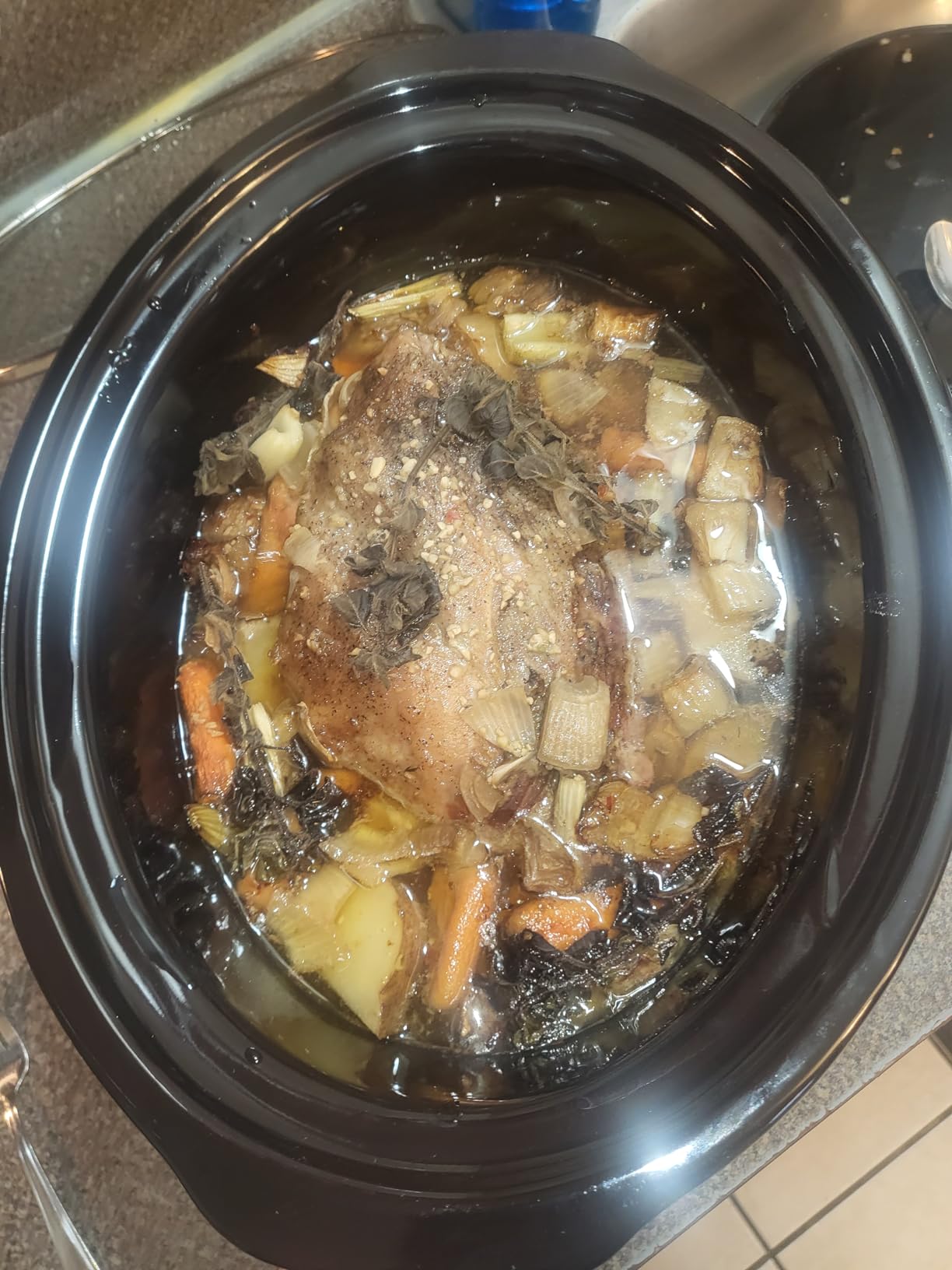 Hamilton Beach 6 Quart Slow Cooker With 3 Cooking Settings customer photo 1