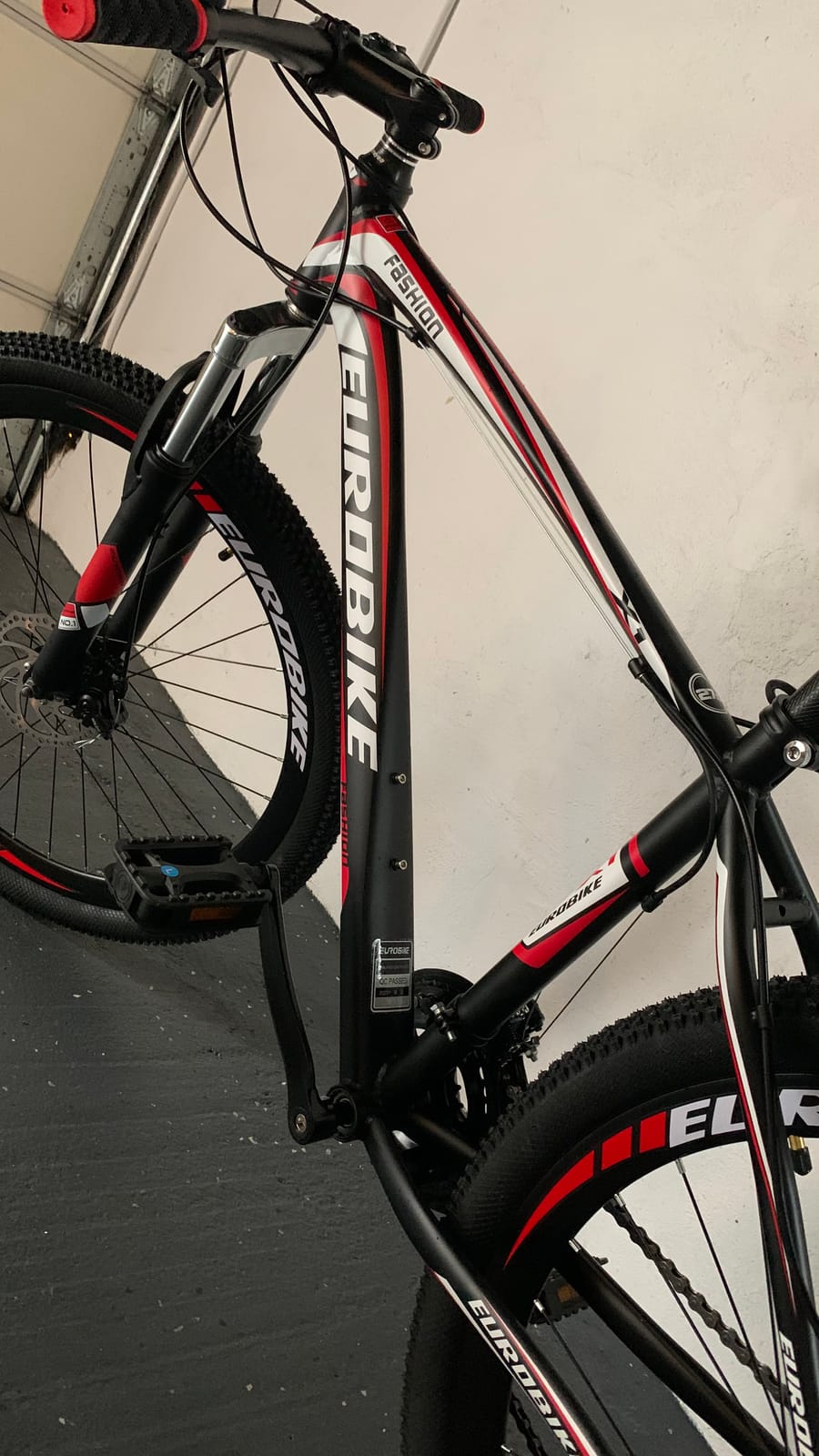 EUROBIKE Mountain Bike,OBK 27.5 Wheels Mountain Bike,Daul Disc Brakes 21 Speed,Mens Bicycle Front Suspension for Men Women customer photo 1