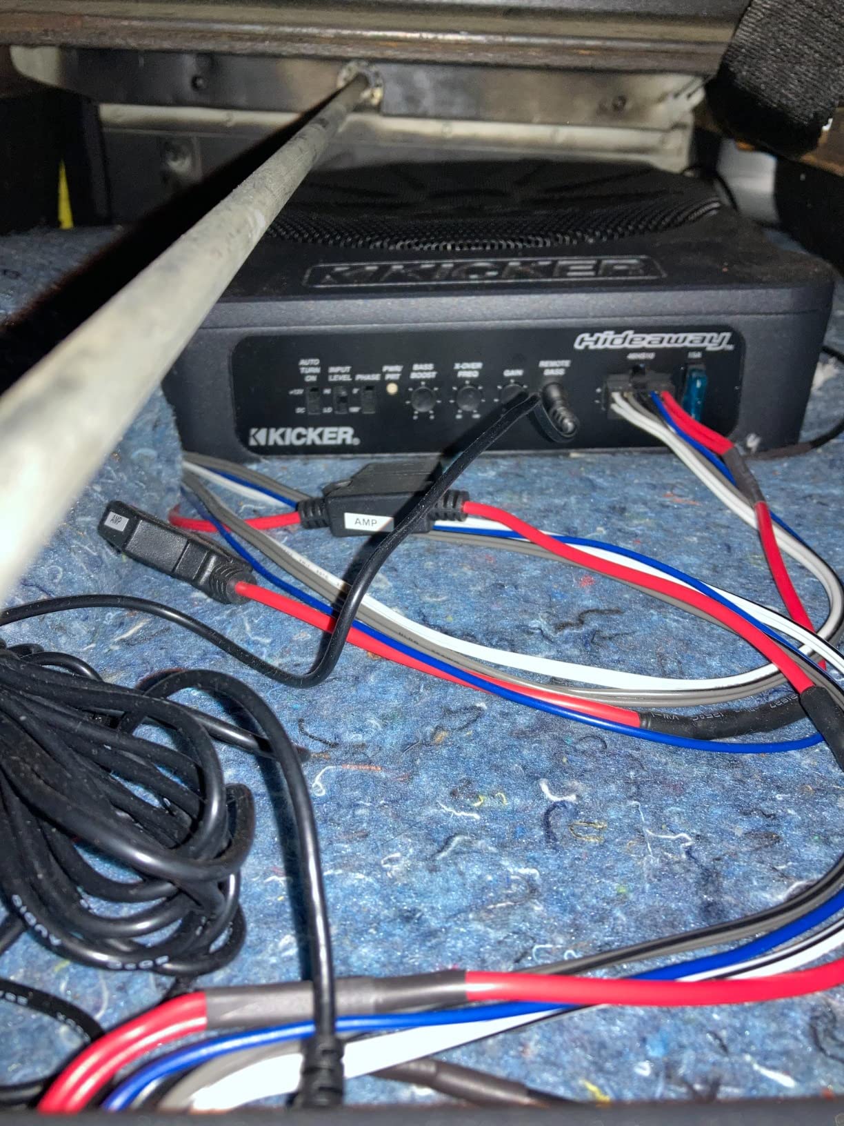 KICKER 46HS10 Hideaway Compact Powered Subwoofer, 10-Inch customer photo 2