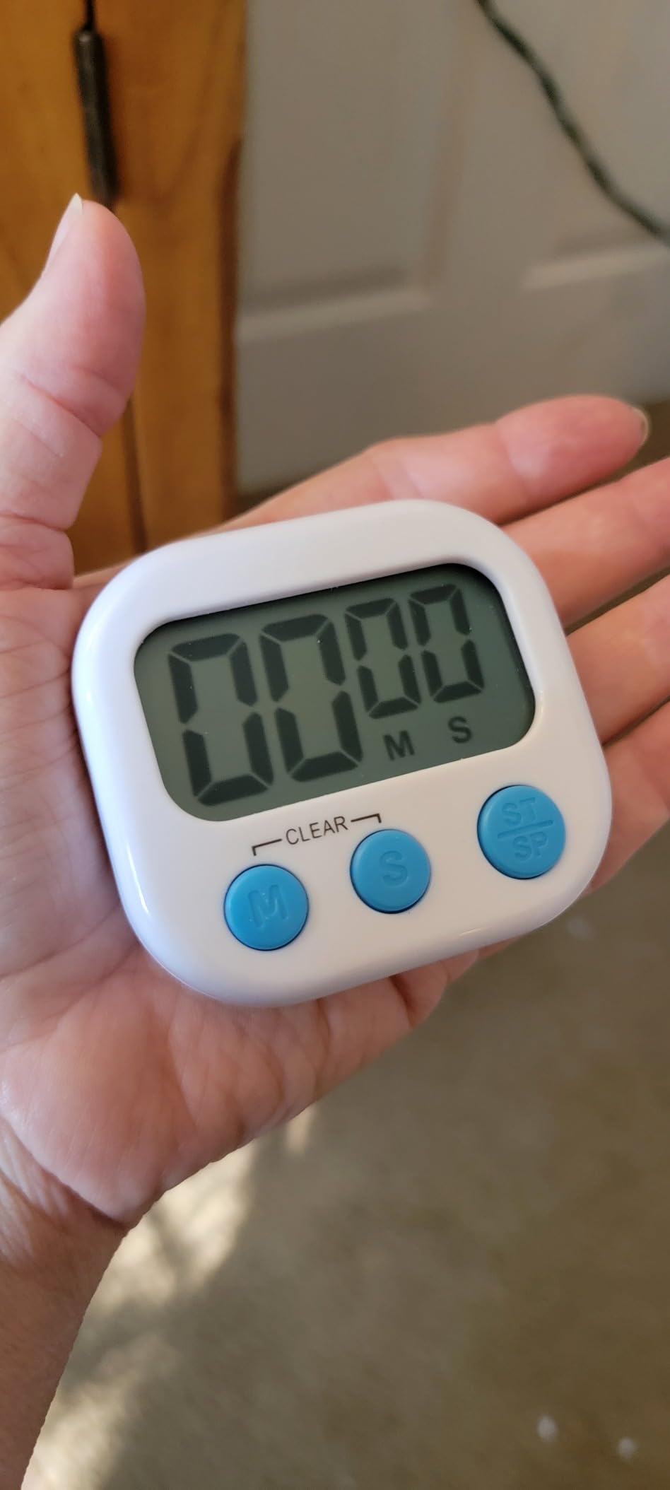 AOUCE Digital Kitchen Timers for Cooking, Timer for Kids 2 Pack White customer photo 2