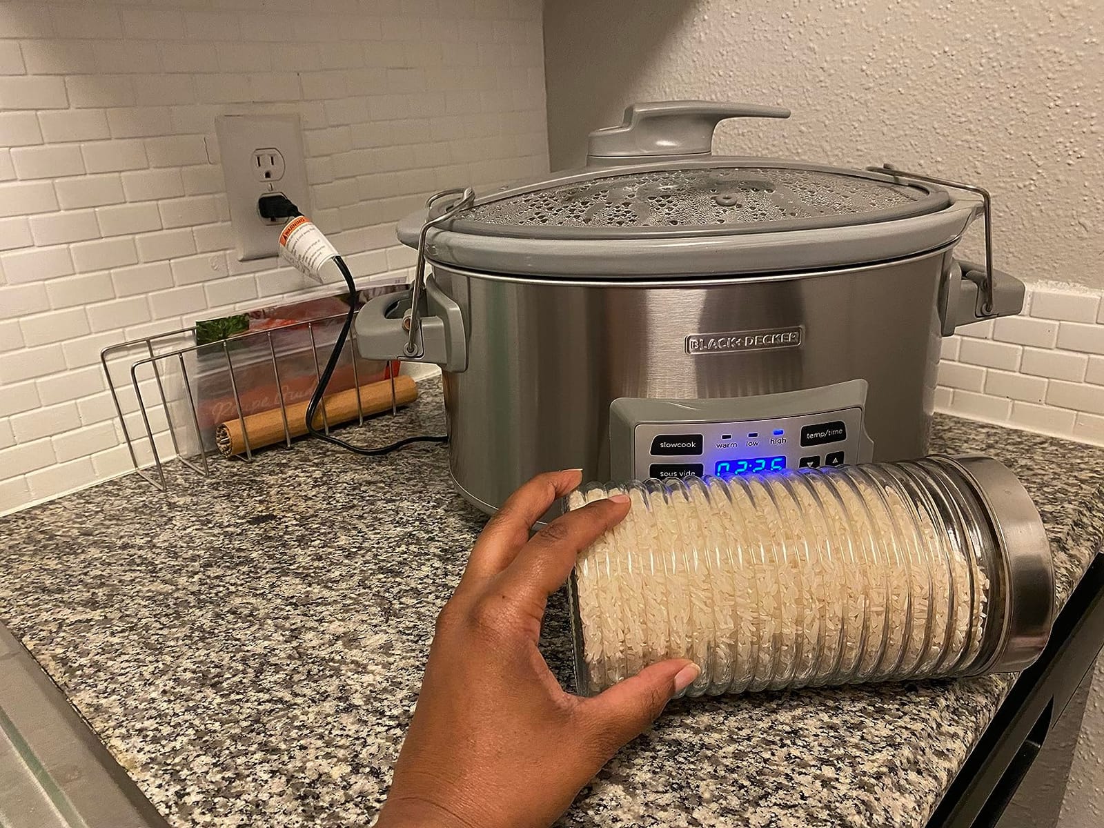 BLACK+DECKER 7-Quart Digital Slow Cooker with Sous Vide customer photo 2