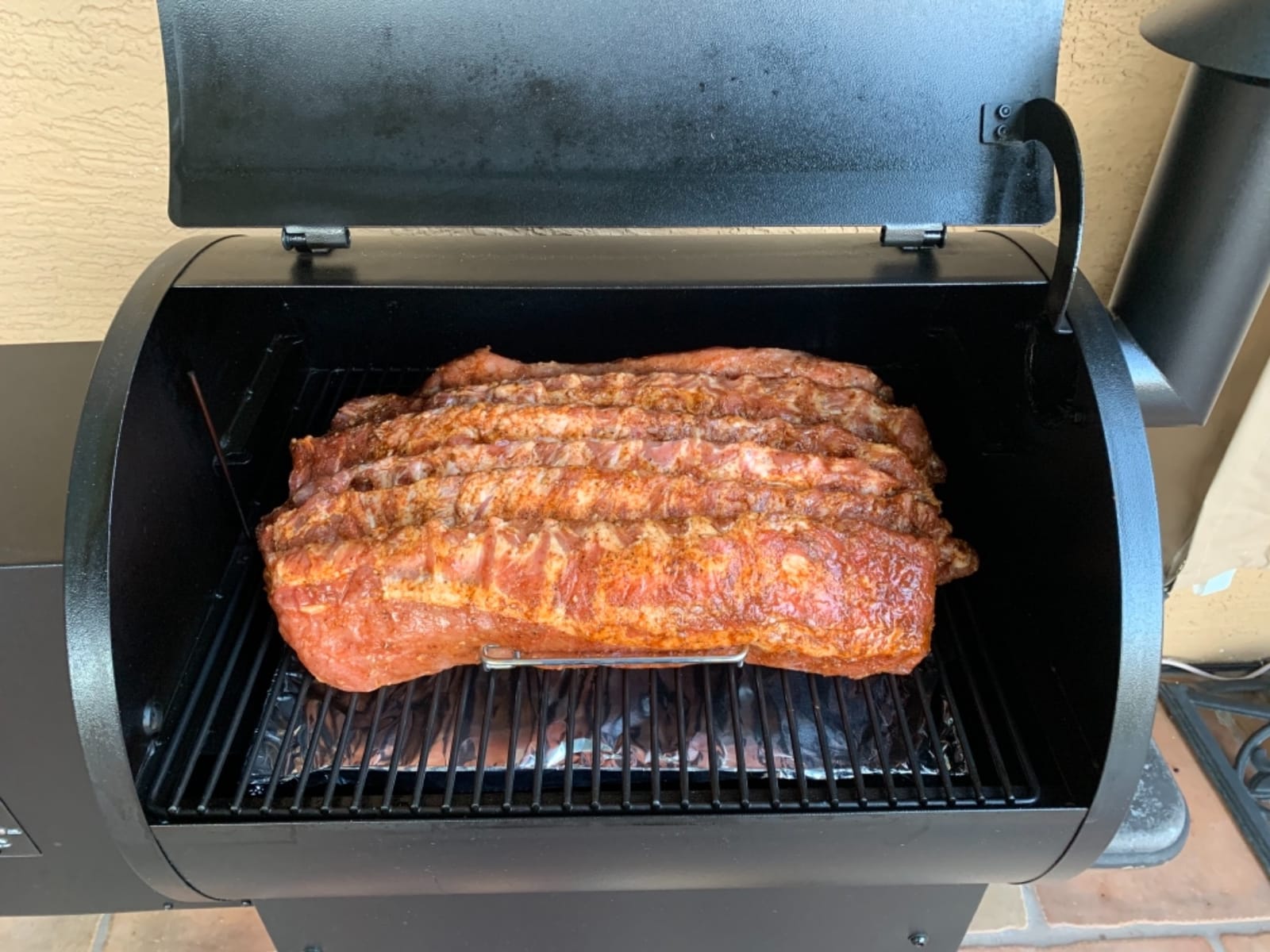 Rib Rack Stainless Steel – 6-Rib Capacity! Integrated Temperature Probe Holder - Never Risk Burnt Ribs Again! 100% Food-Safe, Non-Magnetic Stainless Steel – Easy Clean-up and Coating-Free! customer photo 2