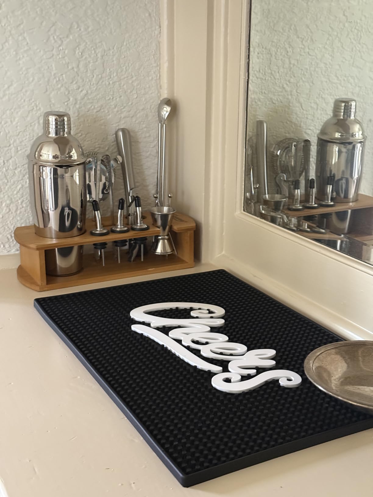 KITESSENSU Cocktail Shaker Set Bartender Kit with Stand | Bar Set Drink Mixer Set with All Essential Accessory Tools: Martini Shaker, Jigger, Strainer, Mixer Spoon, Muddler, Liquor Pourers customer photo 1