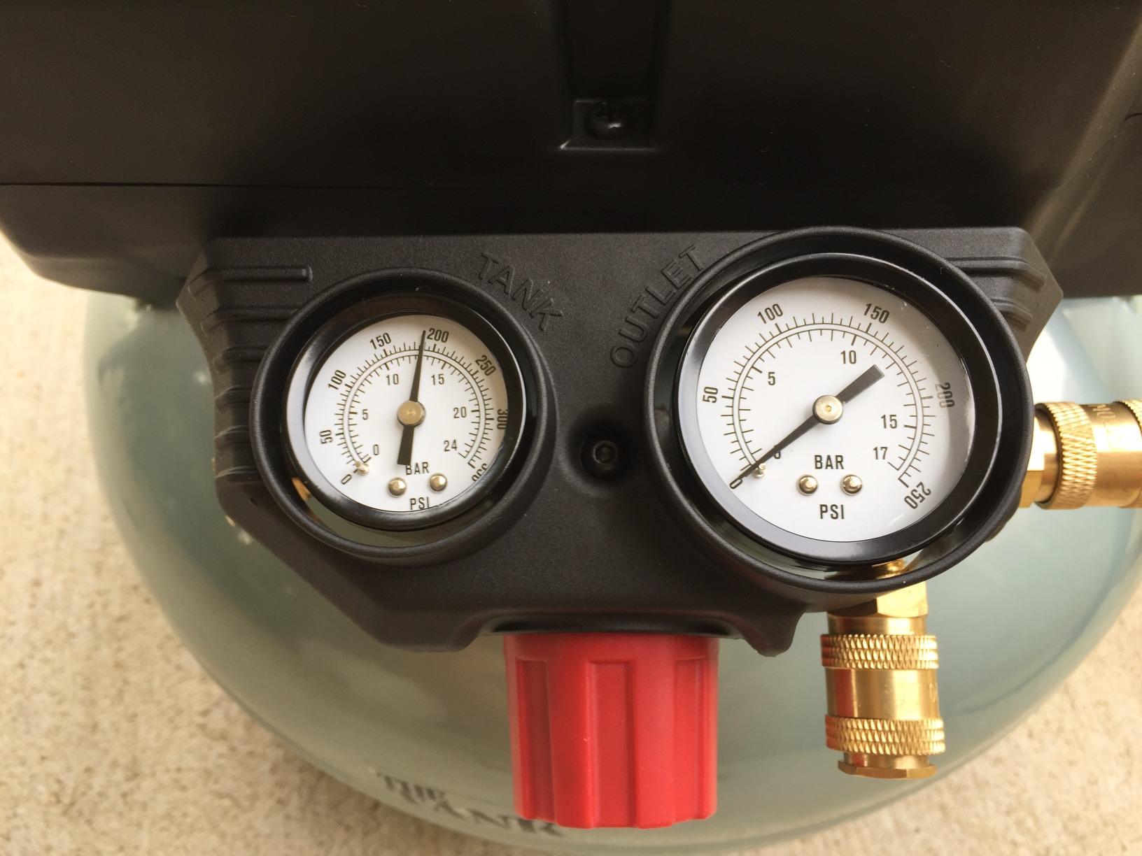 Metabo HPT Portable Pancake Air Compressor, 6 Gallon 200 PSI, EC914S customer photo 1