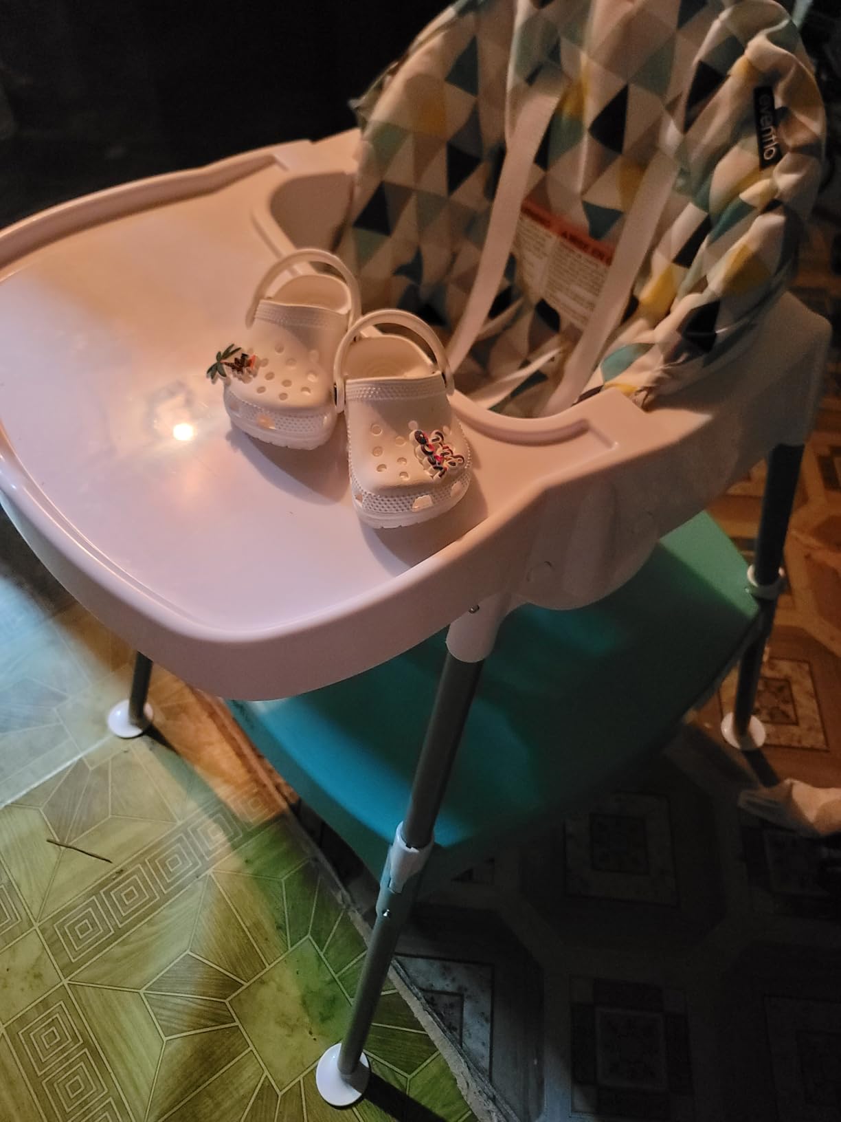 Evenflo Eat and Grow 4-in-1 Convertible High Chair (Pop Star White) customer photo 1