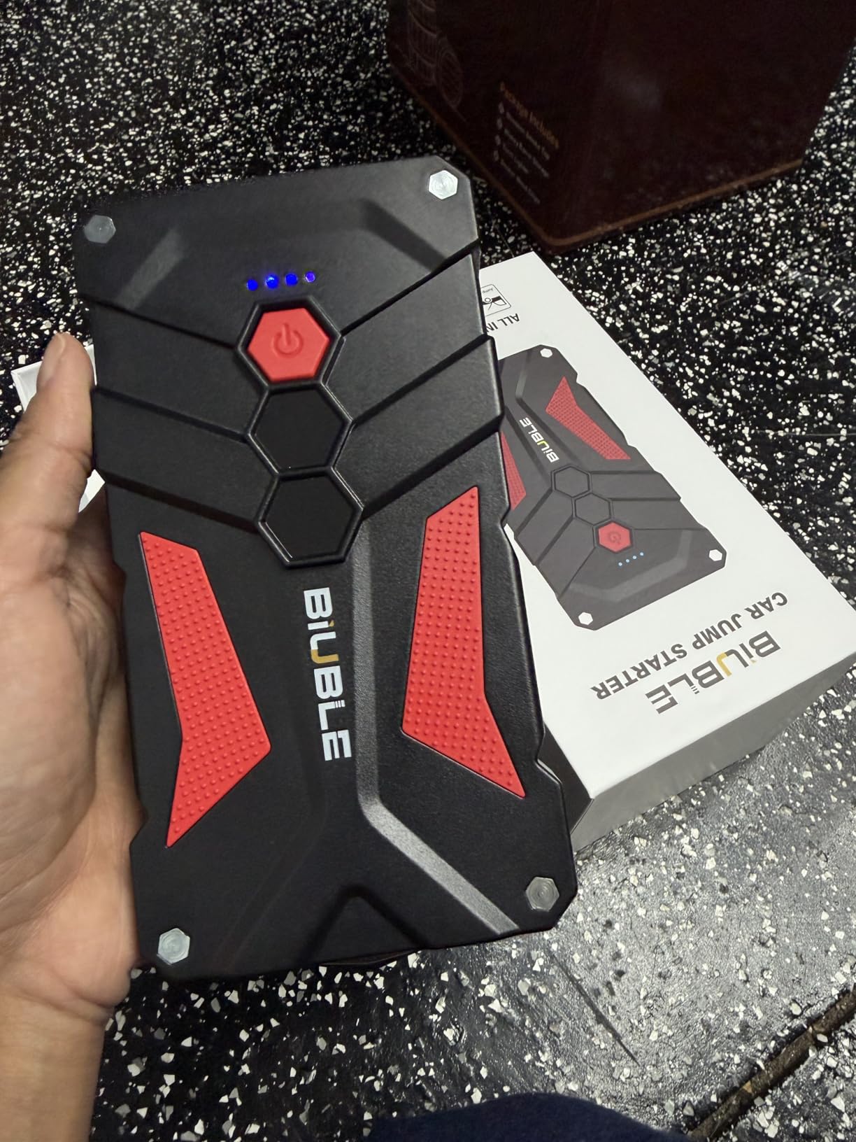 Jump Starter Car Jump Starter Auto Battery Booster Pack 5000A Peak 12V with USB-C Quick Charge,Lithium Jump Box with LED Light(Up to 7.0L Gas or 5.5L Diesel Engine) customer photo 1