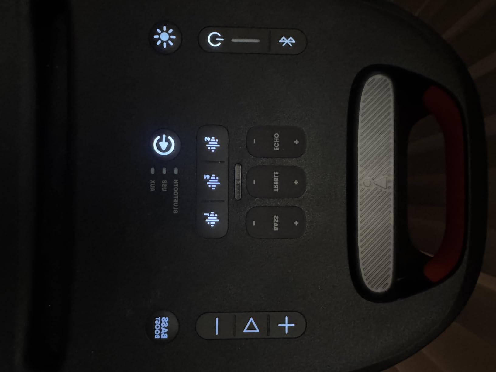 JBL Partybox 310 - Portable Party Speaker with Long Lasting Battery, Powerful JBL Sound and Exciting Light Show,Black customer photo 1