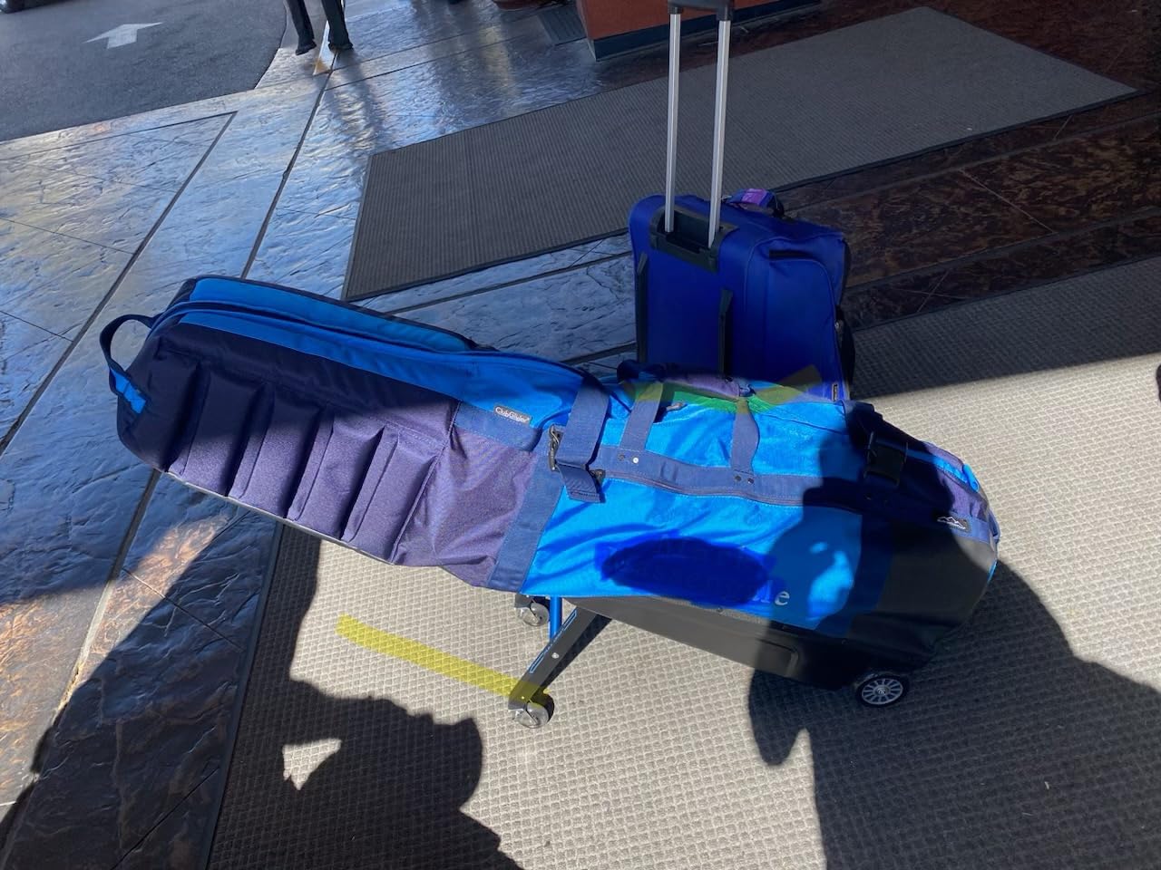 Sun Mountain ClubGlider Meridian Golf Travel Bag, 4-Wheel Rolling Retractable-Leg System customer photo 2