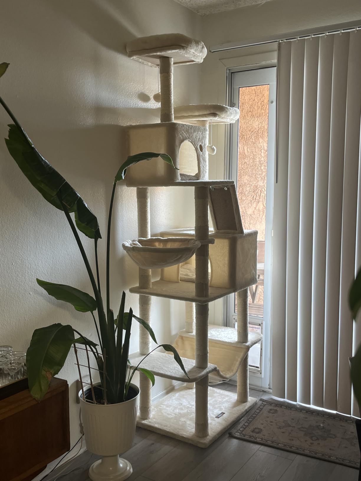Feandrea Cat Tree, 81.1-Inch Large Cat Tower, Multi-Level Condo, Smoky Gray customer photo 1