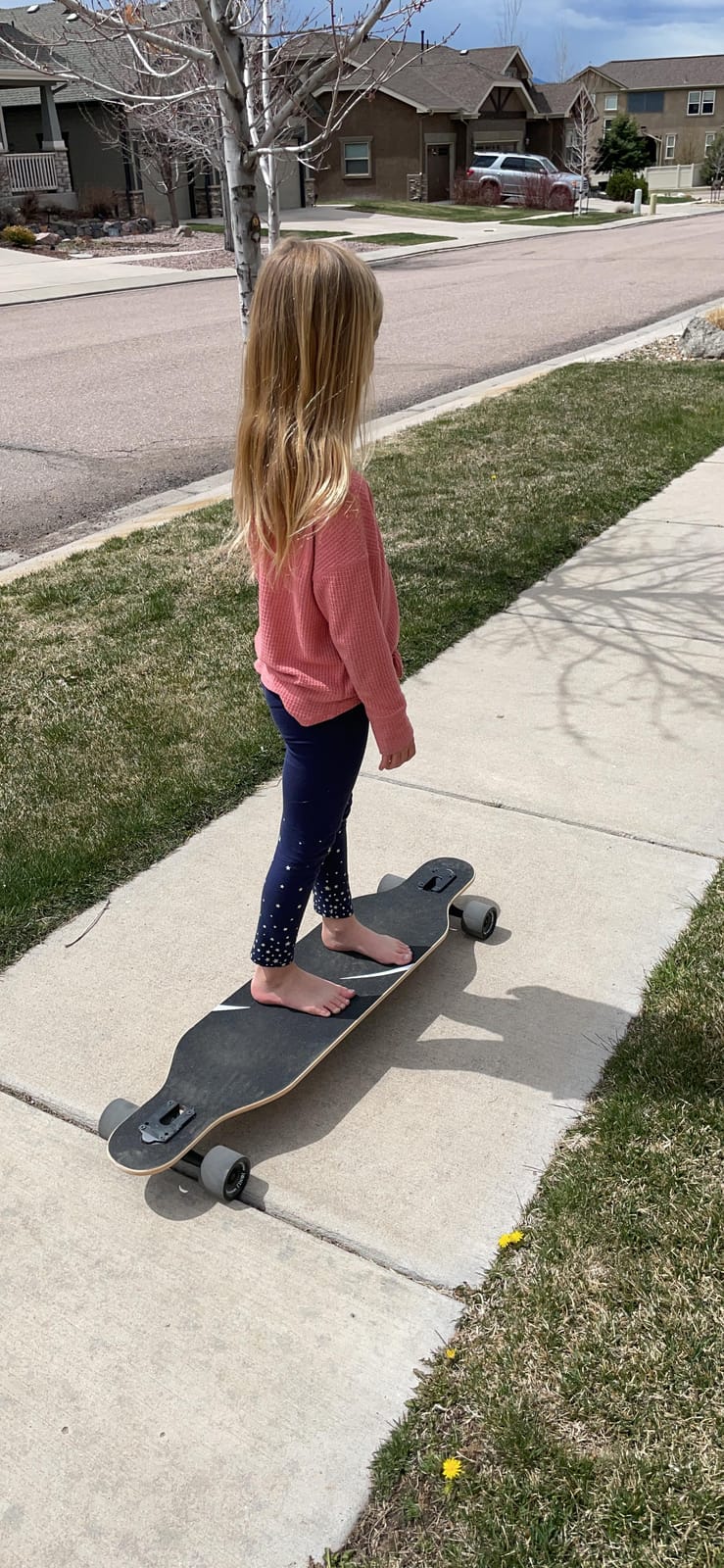Junli 41 Inch Freeride Skateboard Longboard - Complete Skateboard Cruiser for Cruising, Carving, Free-Style and Downhill customer photo 1