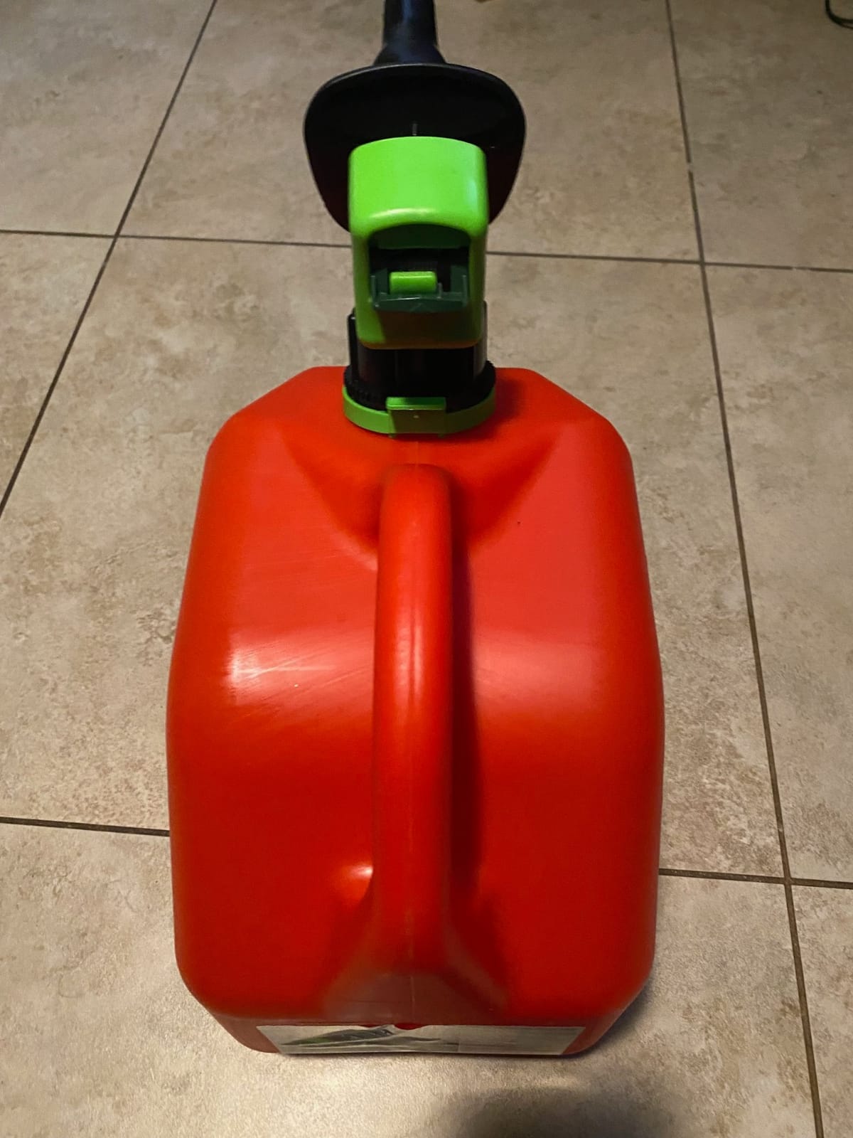 Scepter 5 Gal Gas Can, Spill Proof SmartControl Spout, Spout Extender, Red customer photo 2