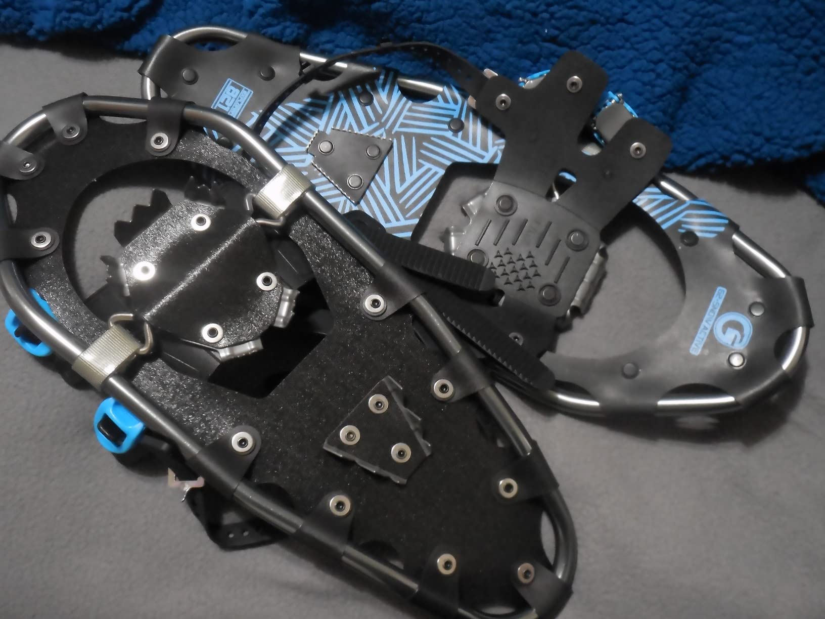 G2 21/25/30 Inches Light Weight Snowshoes for Women Men Youth, Set with Trekking Poles, Tote Bag, Gaiters,Special Fast Ratchet Binding, Orang/Blue/Red Available customer photo 2