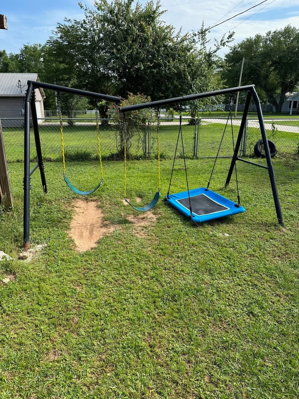Hapfan 600lb Heavy Duty Swing Set for Outdoor Backyard with 3 Swings Black customer photo 1