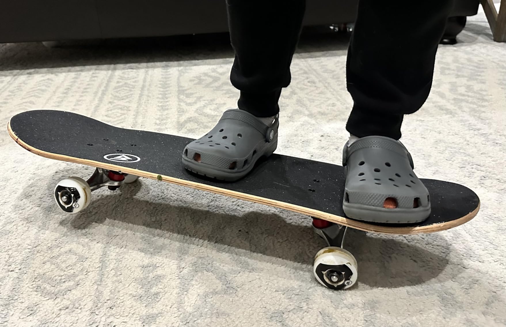 Magneto Complete Cruiser Starter Skateboard customer photo 1
