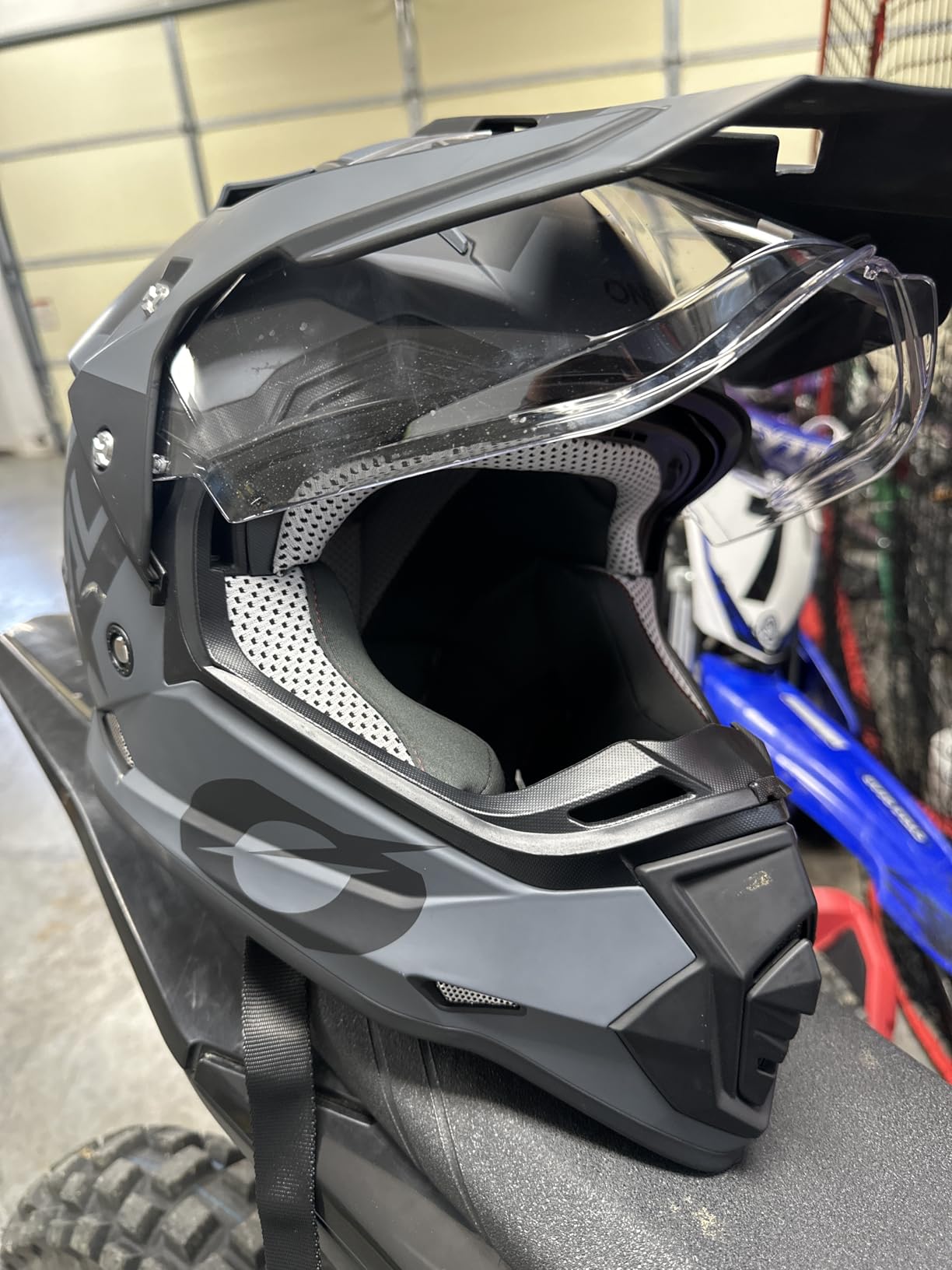 O'Neal Sierra Helmet, Black/Gray XL customer photo 2