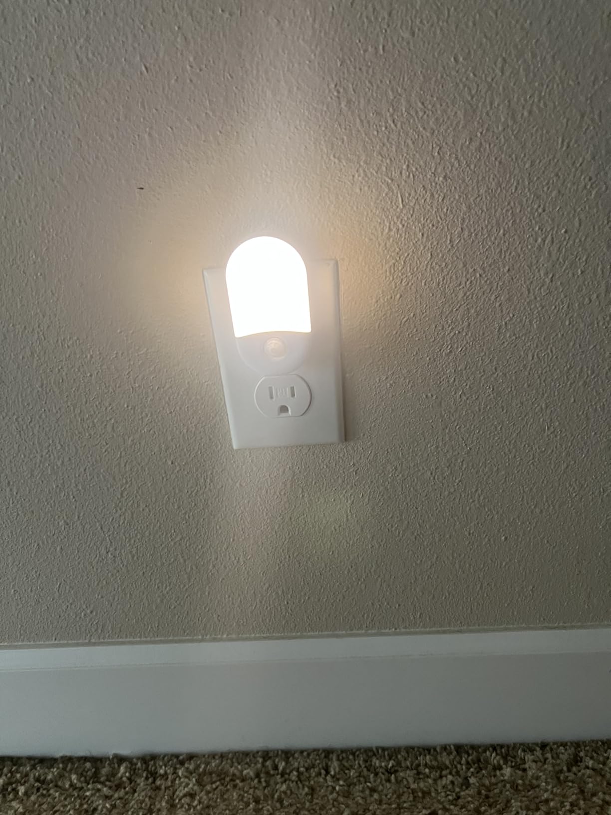 L LOHAS LED Motion Sensor Night Light, Motion Sensor Light Indoor, 30/60LM customer photo 1