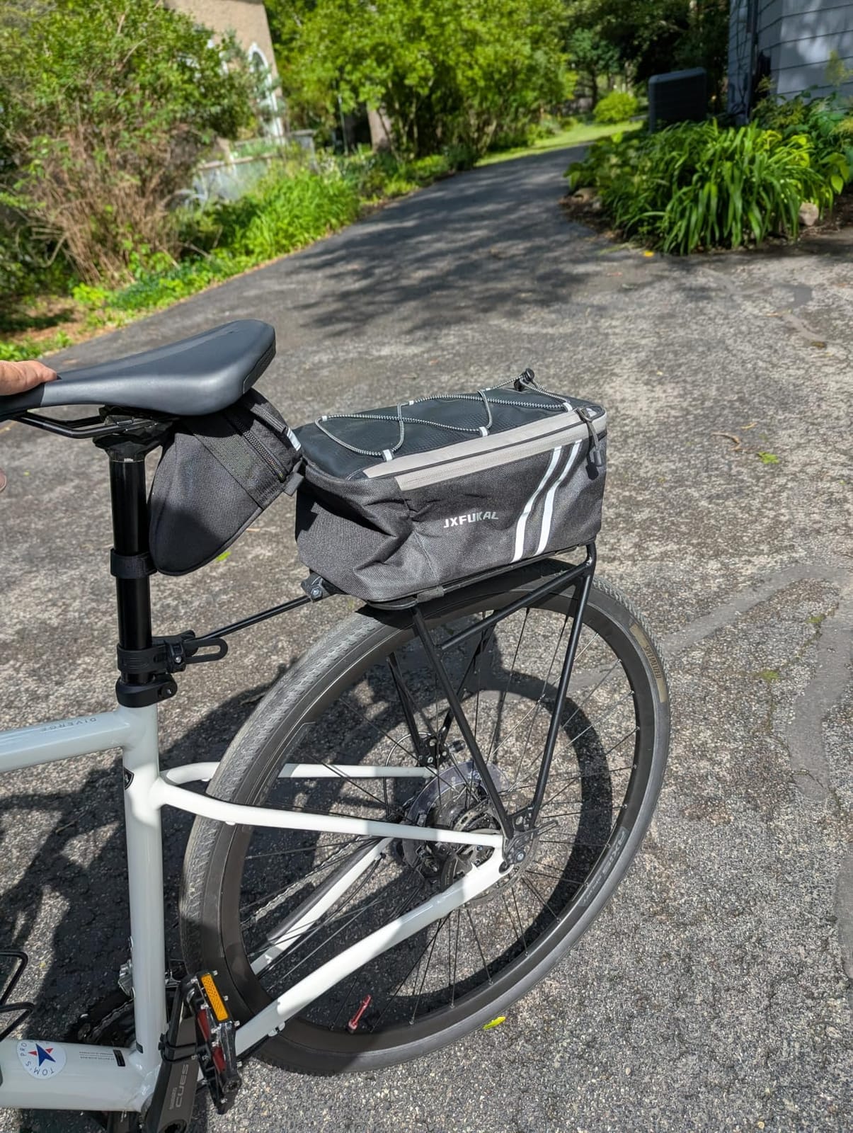 JXFUKAL Rear Bike Rack Bag with Rain Cover, 7L/9L/10L/12L Ebike Bag customer photo 1