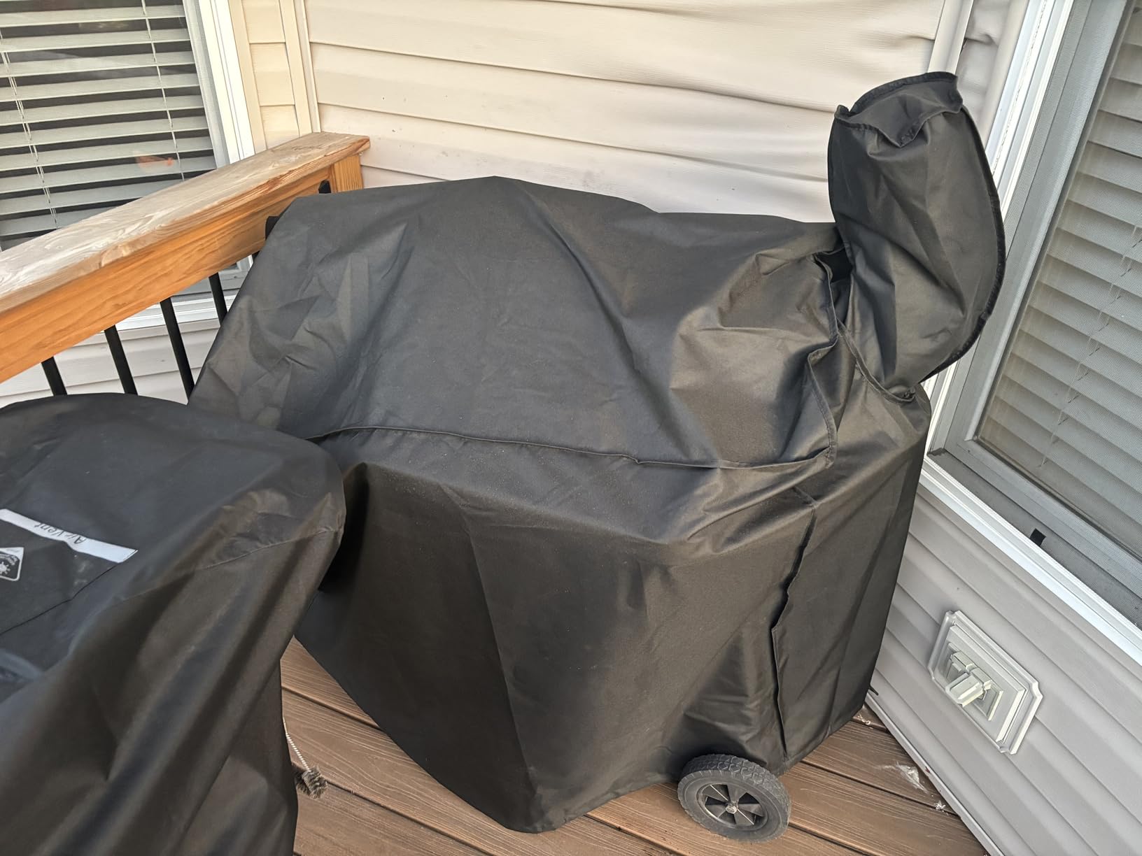 ZBXFCSH Heavy Duty Replacement Grill Cover Compatible with Z Grills 1000 Series 1000D/10002B Pellet Grill and Smoker customer photo 1