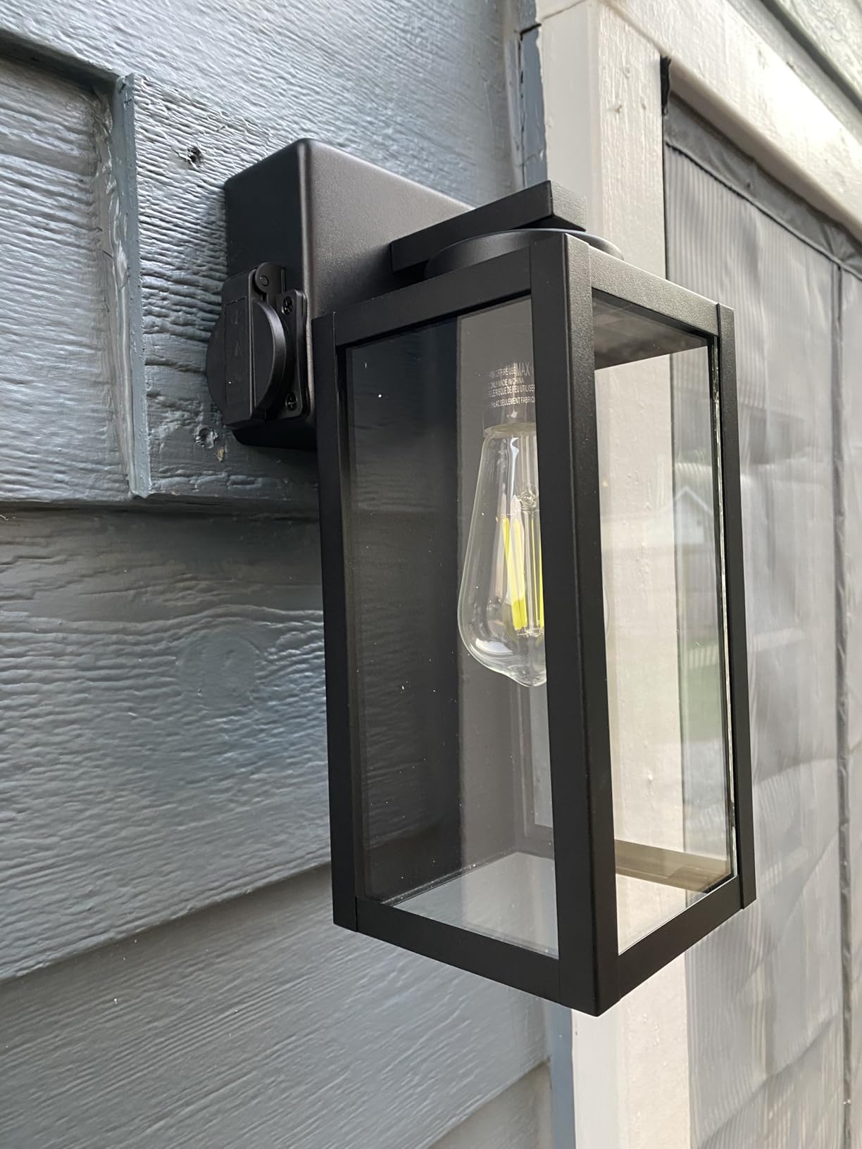 BesLowe 2-Pack Dusk to Dawn Outdoor Wall Lights, Black Exterior Sconces customer photo 2
