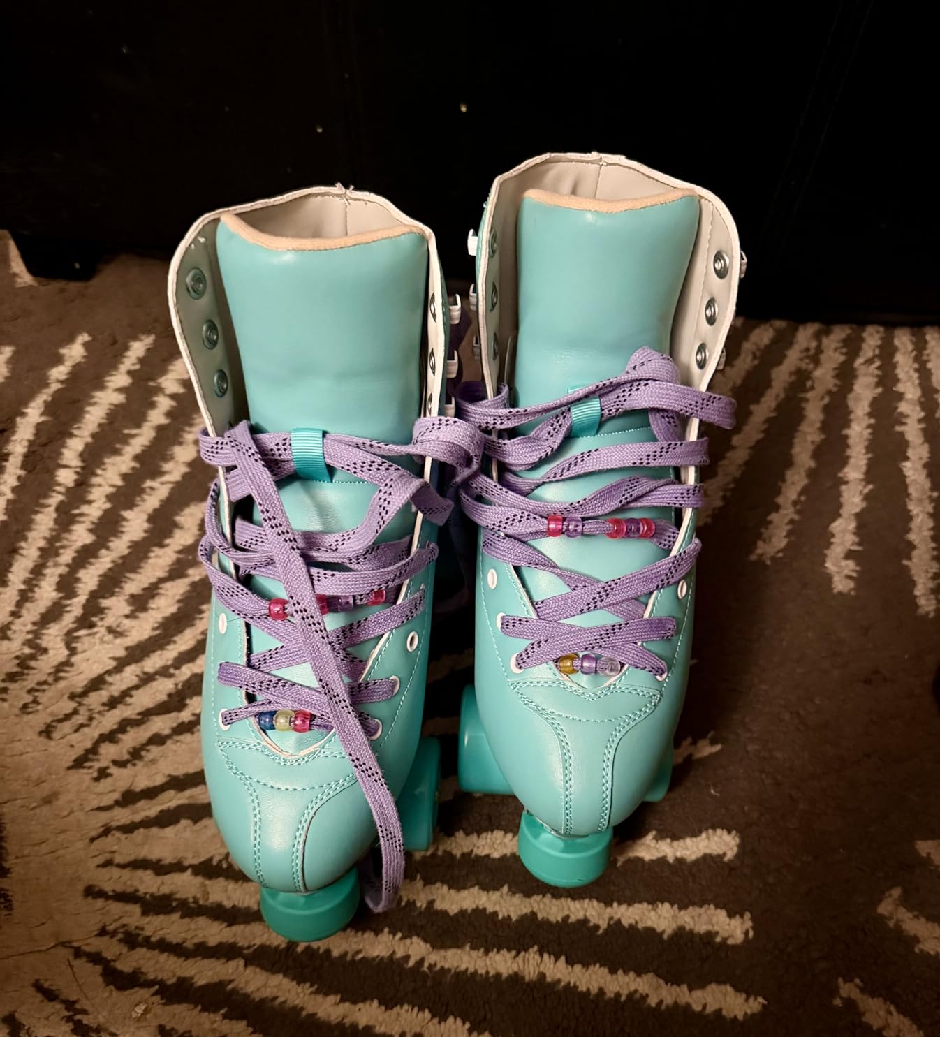 PAPAISON Roller Skates for Women and Men, Deluxe 2 Layer Microfiber Leather Double Row-Classic Roller Skates for Girls, Professional Outdoor Indoor Quad-Skates for Kids & Adults… customer photo 1