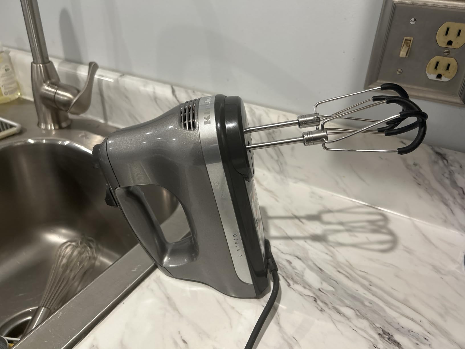 KitchenAid 6 Speed Hand Mixer w/Flex Edge Beaters, KHM6118, Empire Red customer photo 2