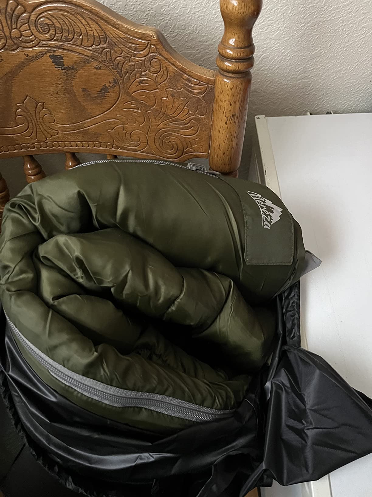 MEREZA 0 Degree Winter Sleeping Bag for Adults Kids with Pillow, Cold Weather Sleeping Bag for 4 Season Camping Hiking Backpacking Sleeping Bags for Big and Tall customer photo 1