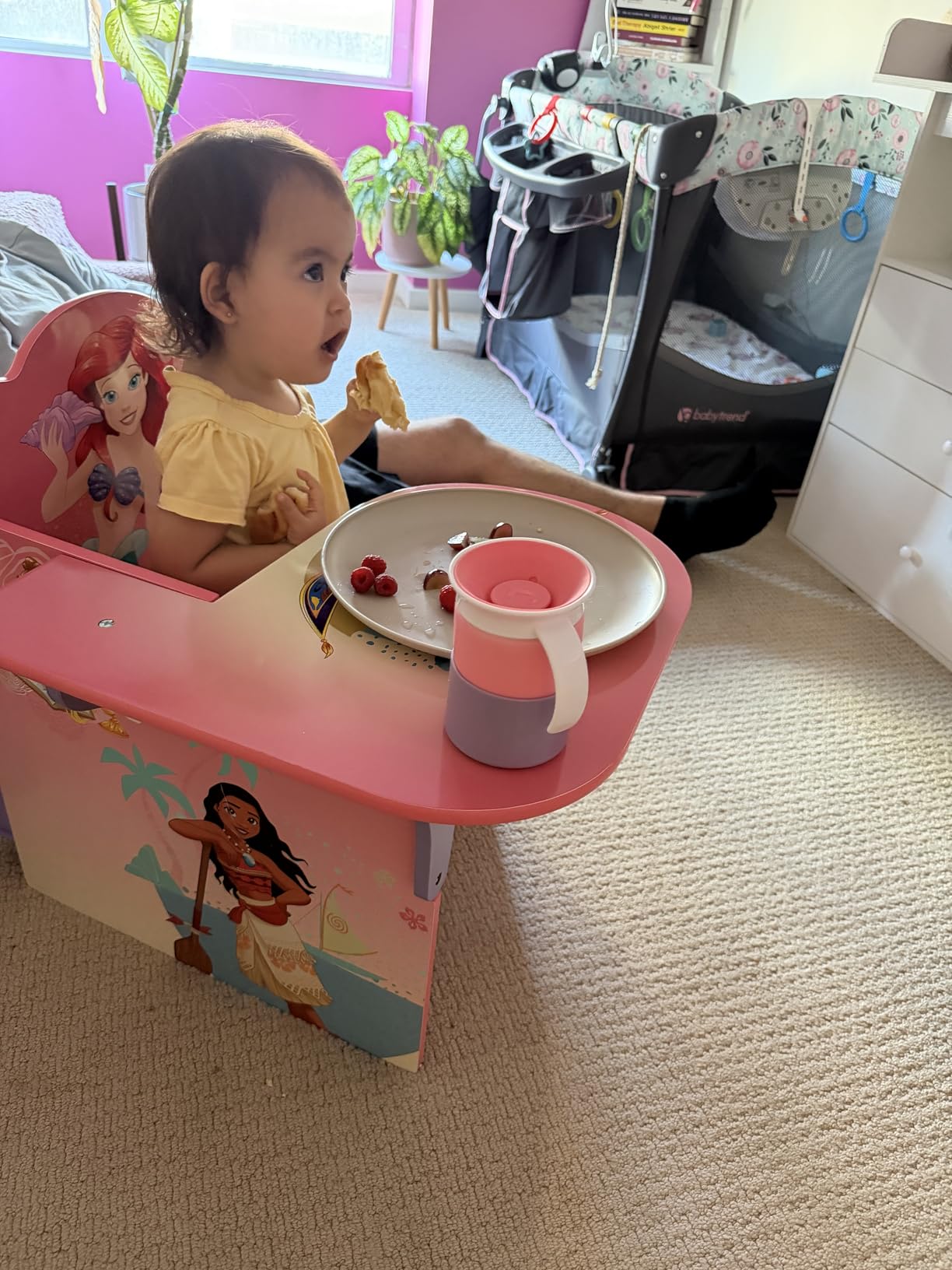 Delta Children Chair Desk with Storage Bin, Disney Princess customer photo 2