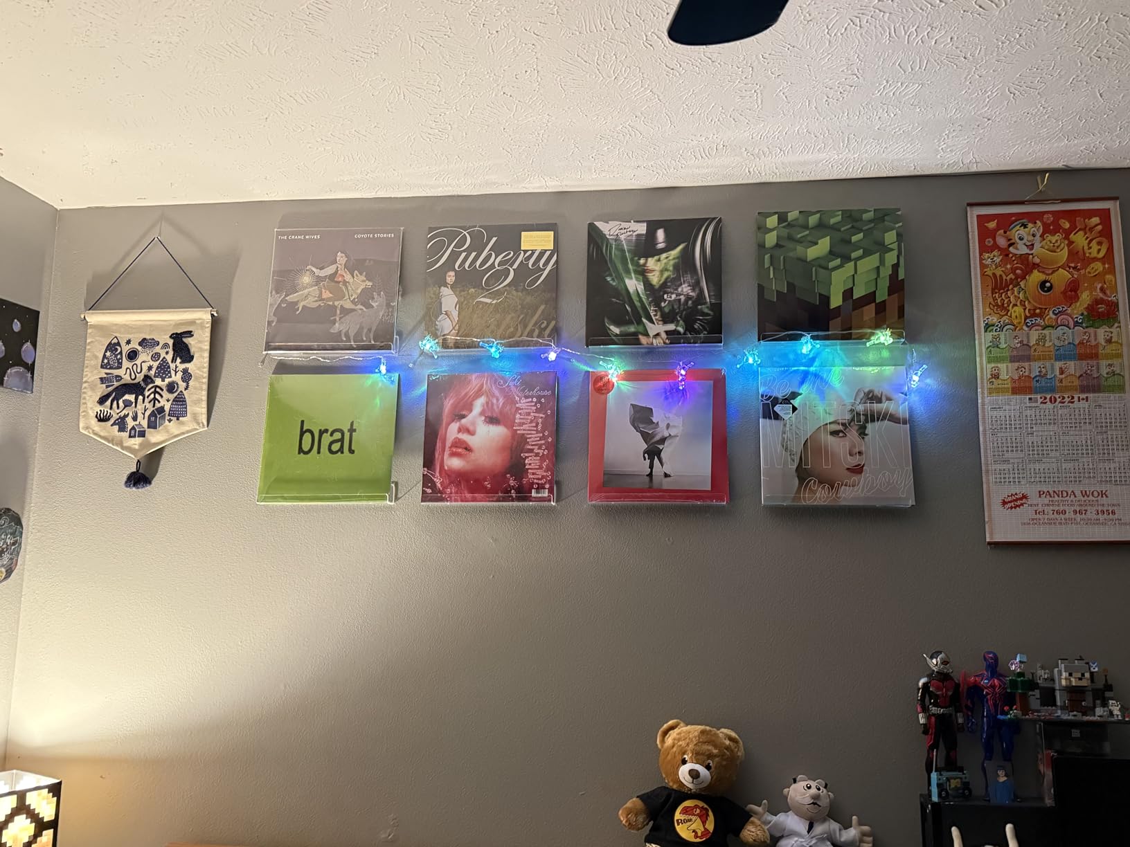 Laurensory Vinyl Record Wall Mount Shelves, 12 inch Vinyl Holder, 6 Pack customer photo 2
