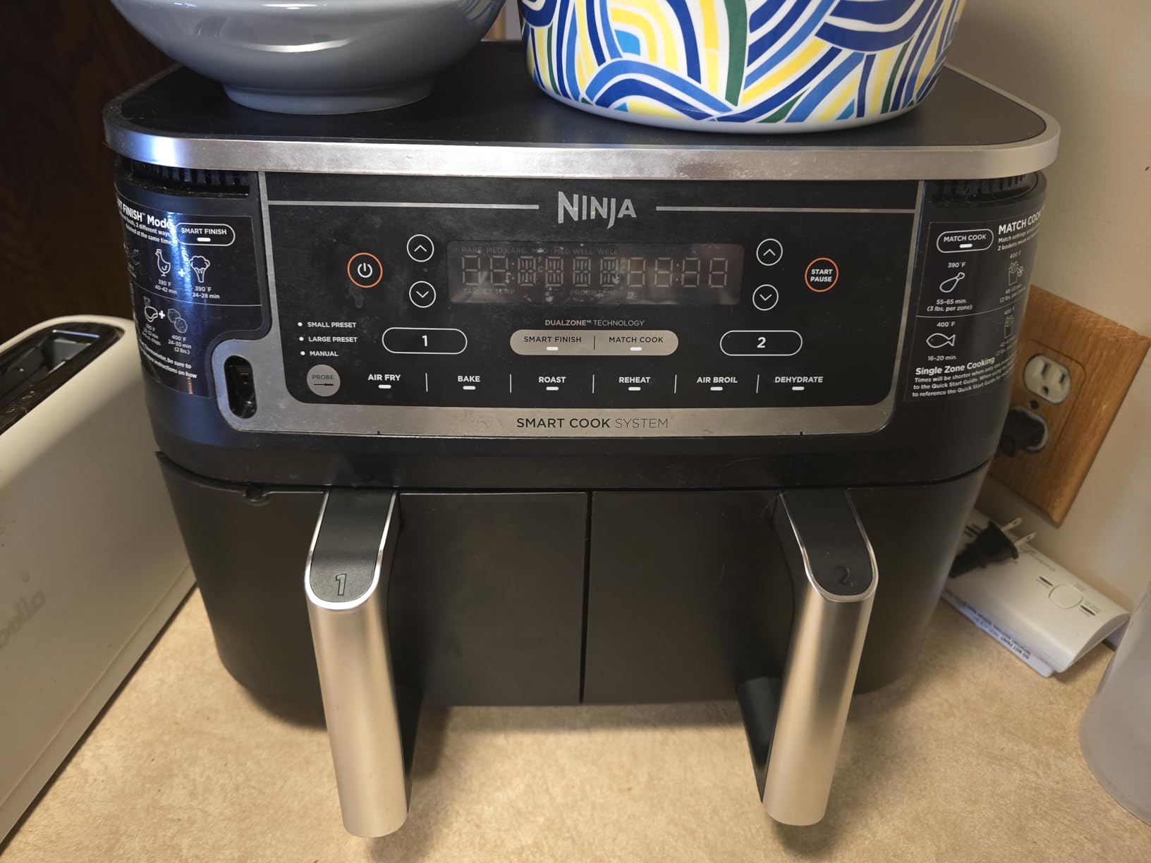 Ninja Foodi Air Fryer, 10 Qt DualZone Smart XL, 6-in-1, Black, DZ550 customer photo 2