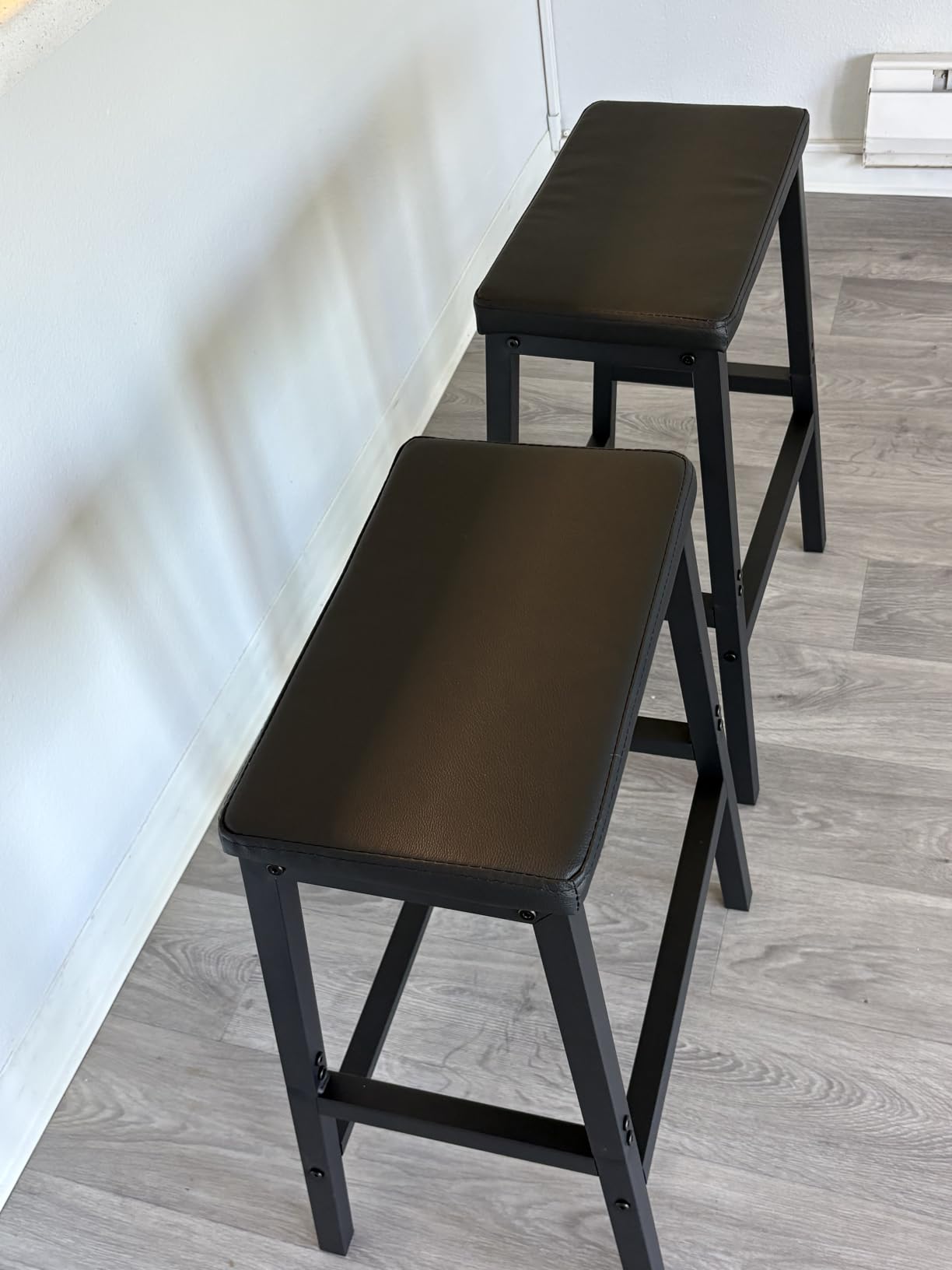 HOOBRO Bar Stools, Set of 2 Bar Chairs, Counter Height Bar Stools, 24 Inch Barstools for Kitchen Counter, PU Upholstered Kitchen Stools, for Kitchen, Bar, Dining Room, Black BB01MD01 customer photo 1