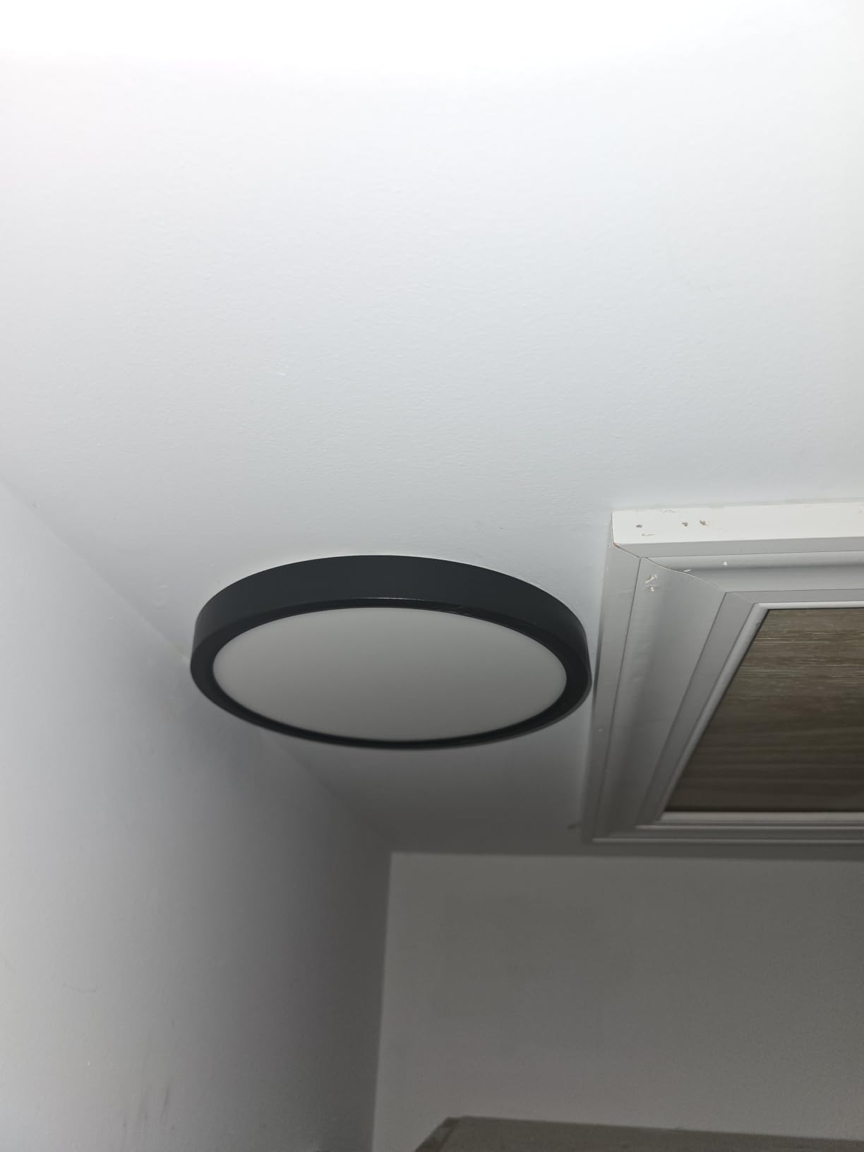 LED Flush Mount Ceiling Light Fixture, 9inch Modern Black Light, 18W 5000K, Low Profile Slim Flat Surface Lights for Bedroom Kitchen Hallway Laundry Stairwell Basement Closet customer photo 1