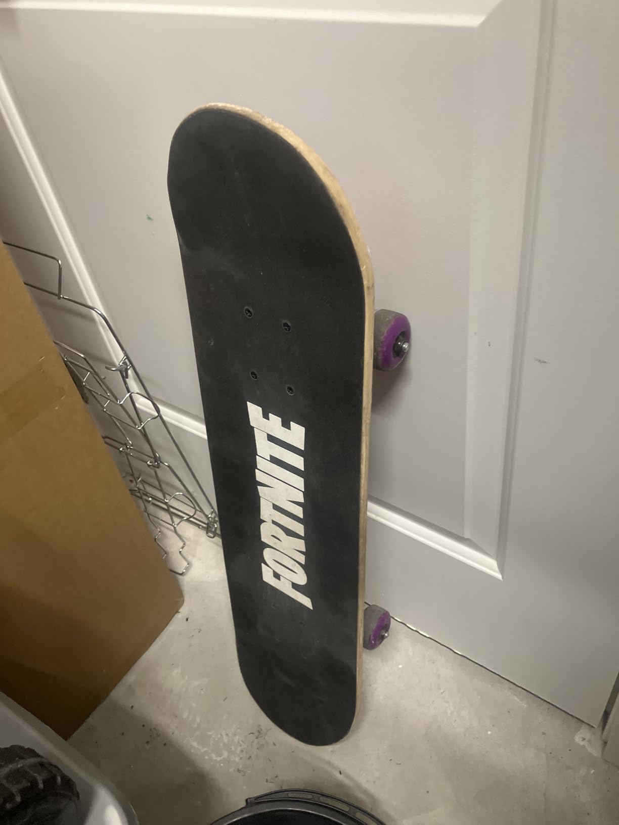 31-Inch Skateboard, 9-Ply Maple Deck, ABEC 5 Bearings customer photo 2