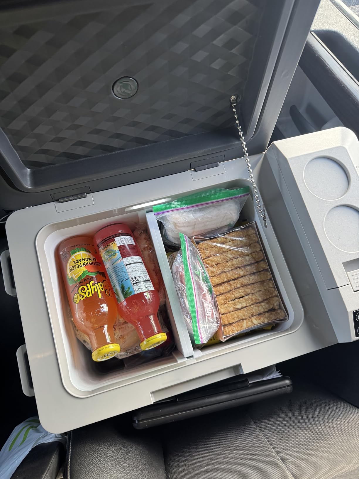 EUHOMY 24QT 12 Volt Refrigerator, Electric Cooler, Usable Battery, -4℉~68℉ customer photo 1