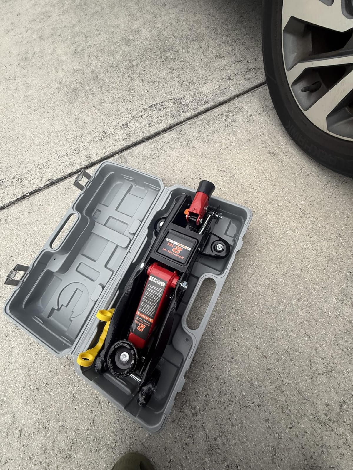 DNA Motoring TOOLS-00234 Low Profile Hydraulic Trolley Service/Floor Jack, 2 Ton (4000 lbs) Capacity, Lifting Range 5.1