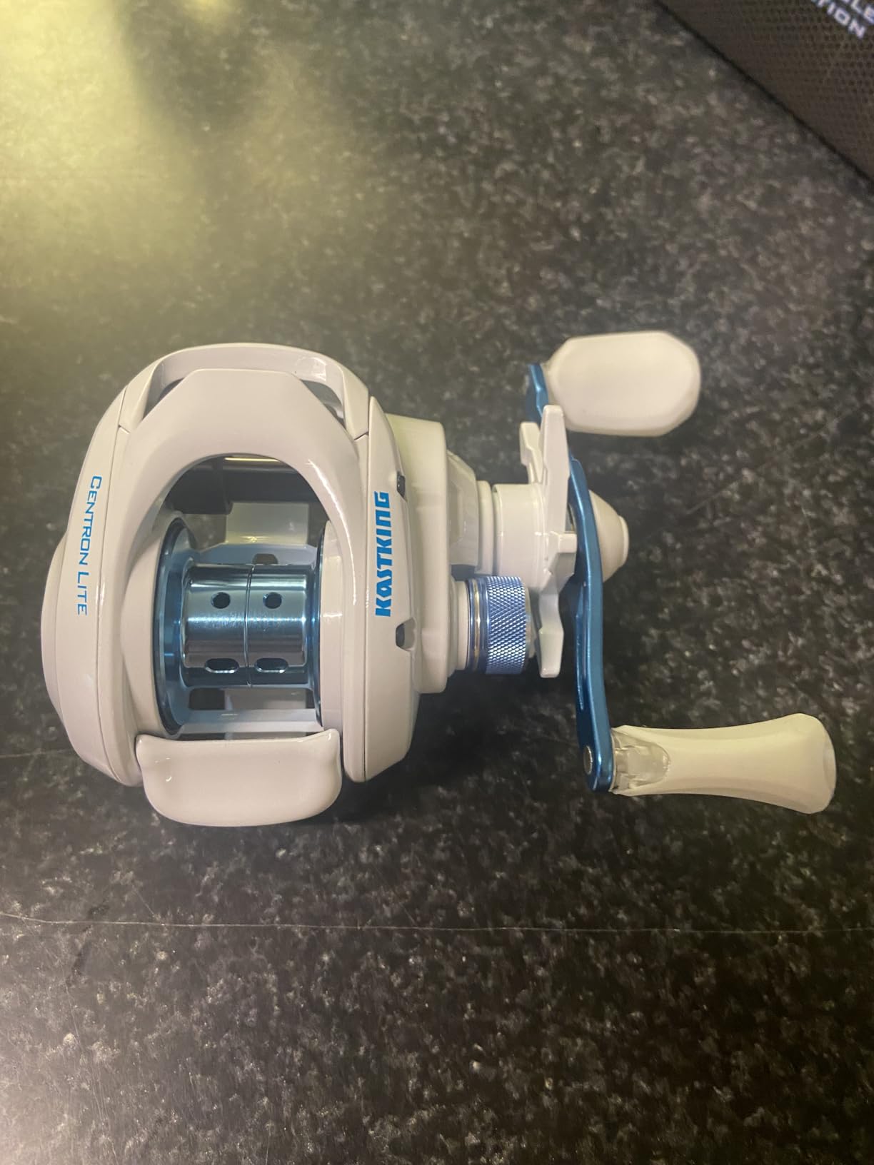 KastKing Centron Lite Baitcasting Fishing Reels with 7.1:1 Gear Ratio customer photo 2