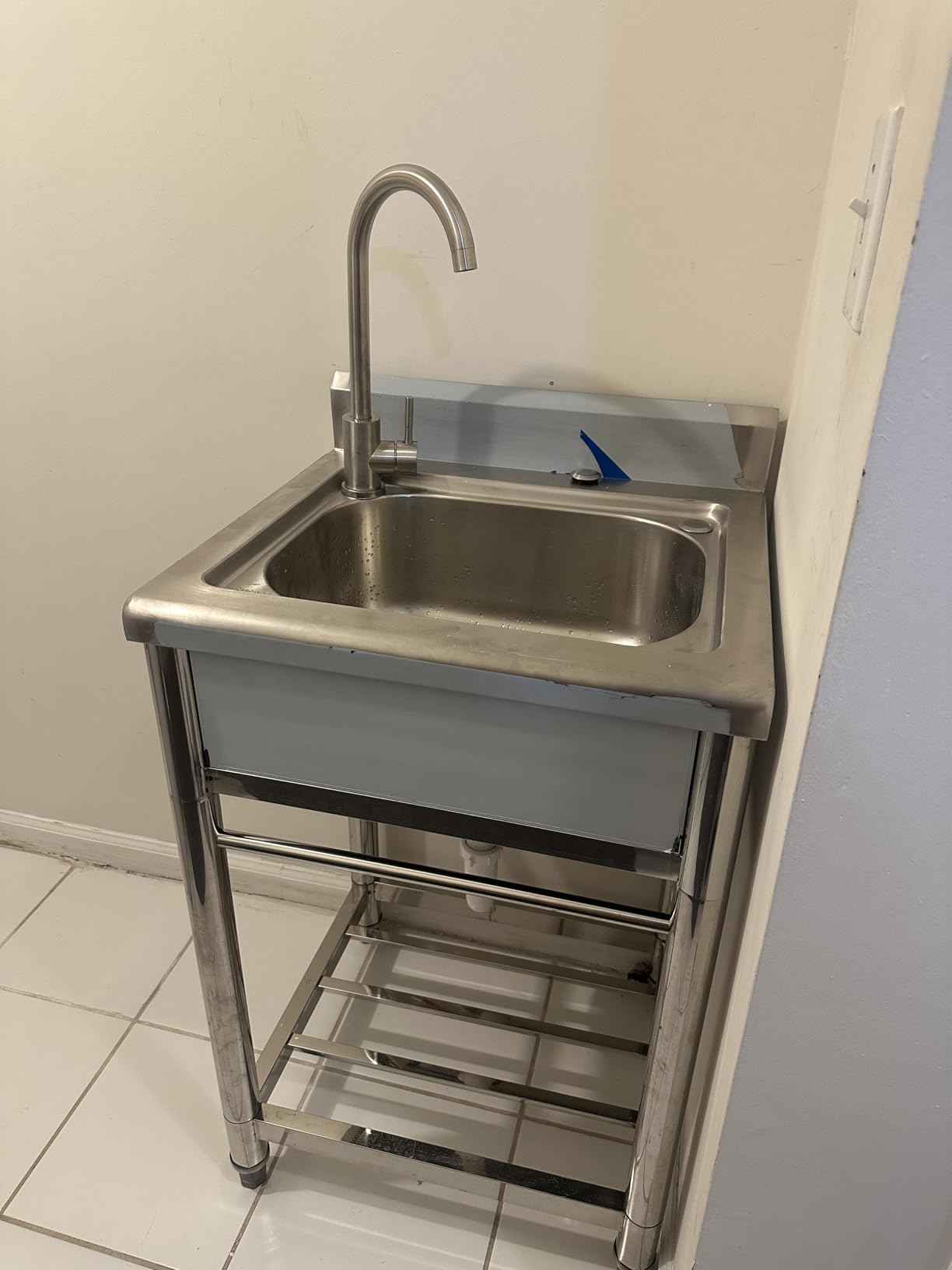 Stainless Steel Utility Sink, Freestanding Single Bowl Garage Sink 22 Inch customer photo 2