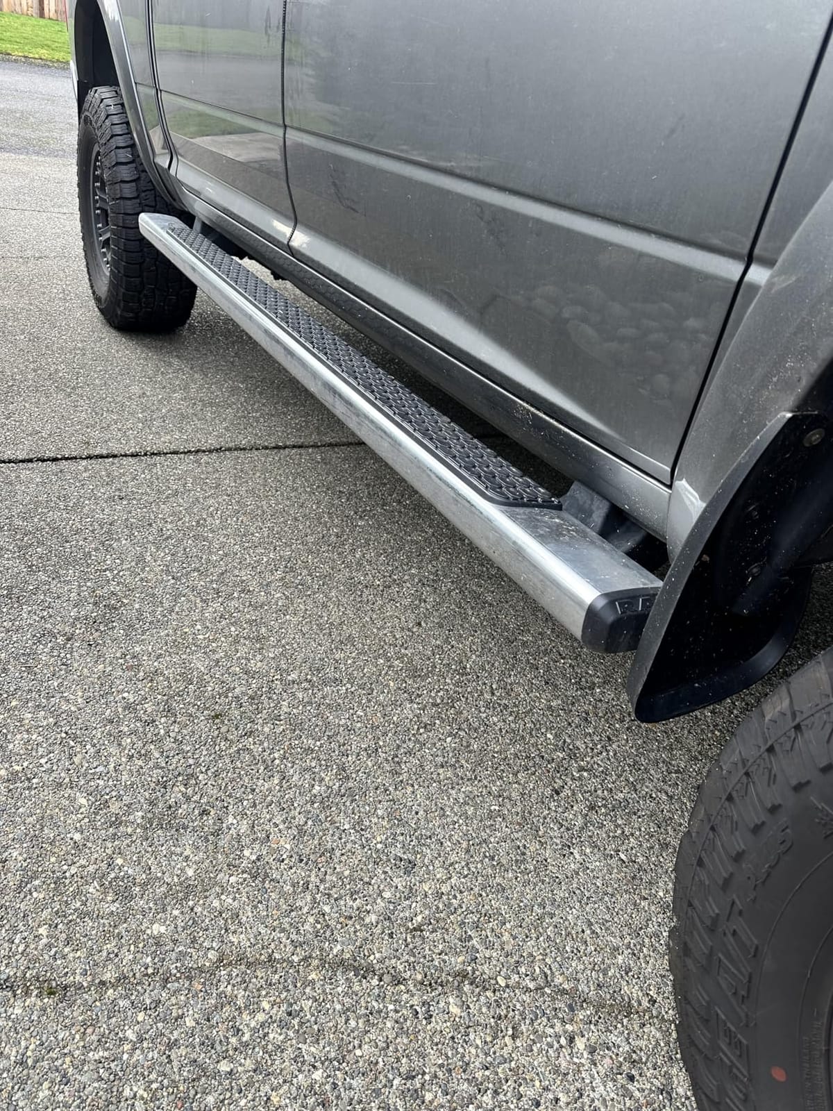 SMANOW Running Boards for 2019-2026 Silverado/GMC Sierra 1500 Crew Cab customer photo 1