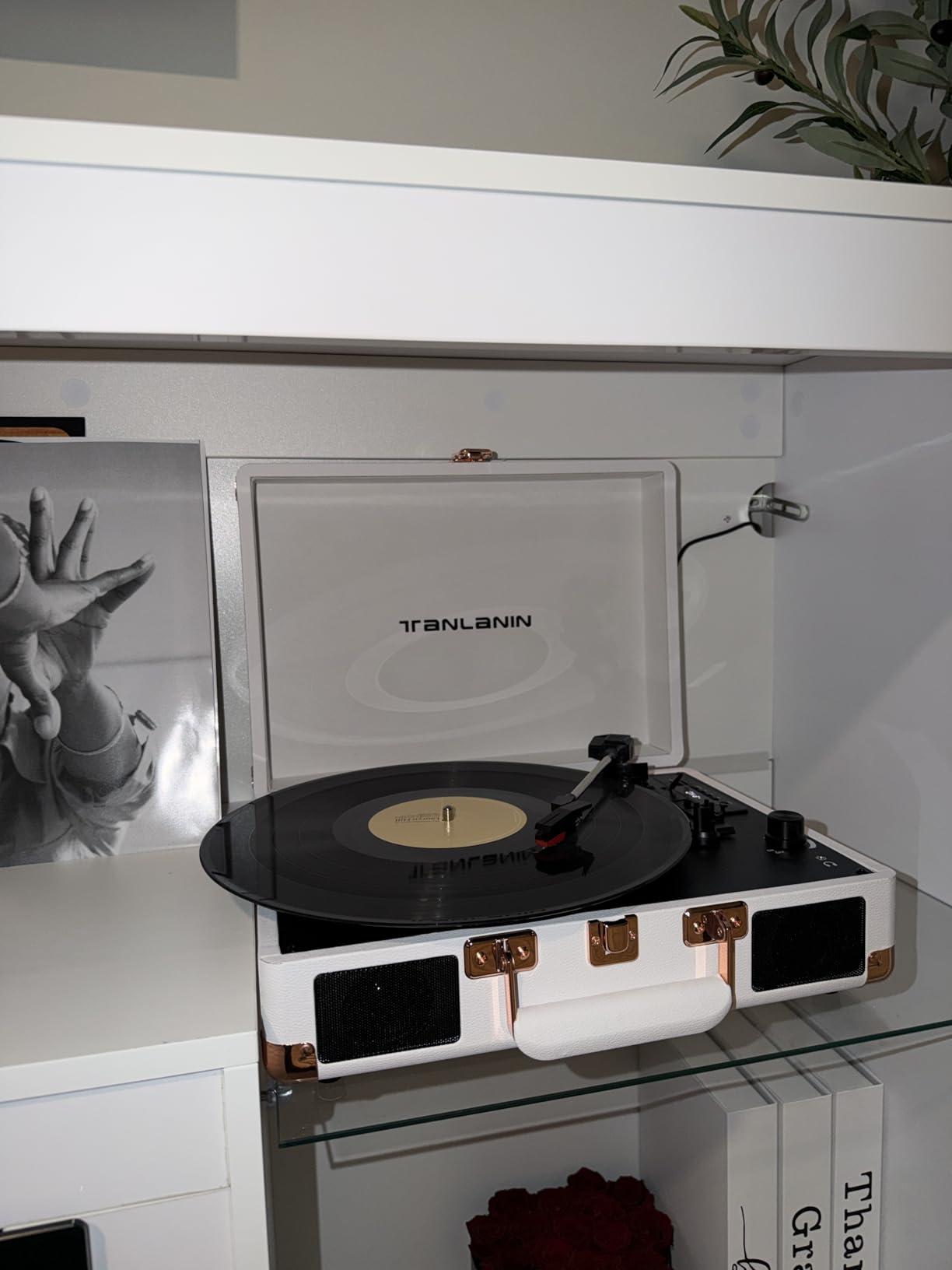 Vinyl Record Player Bluetooth Vintage 3-Speed Portable Suitcase Turntables with Built-in Speakers, Belt-Driven LP Player Support USB Recording AUX-in RCA Line Out Headphone Jack, White customer photo 1